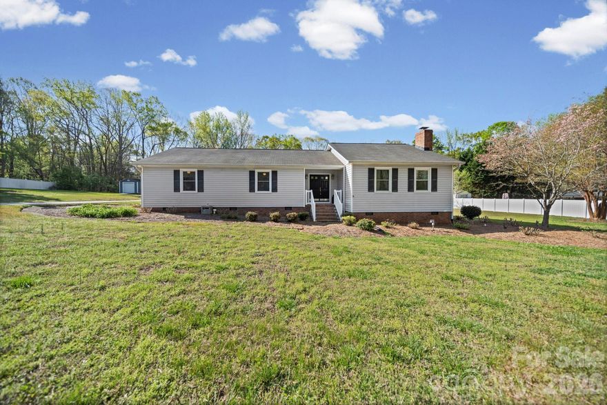 Enjoy the perfect blend of country living with convenient access to the city in this spacious ranch-style home situated on a beautiful 1-acre lot. With plenty of room to roam, this property offers both comfort and flexibility for everyday living and entertaining.
The home features a well-designed layout that flows seamlessly, ideal for gatherings and a growing family. You’ll find 2 full bathrooms and a half bath, including a primary suite with a nicely updated shower.
Outside, enjoy a large deck perfect for relaxing or entertaining, along with a generous driveway built to accommodate multiple large vehicles, ideal for trucks, trailers, or guests. The spacious garage includes a utility room, adding extra functionality and storage.
If you’re looking for peaceful living with space, convenience, and room to grow, this property checks all the boxes.

The seller is selling this home through an auction but will also consider regular offers. If they accept an offer, the auction will stop. The auction starts at $1 and will go up to market value with bidding. This is a normal sale, not a foreclosure or distressed property.