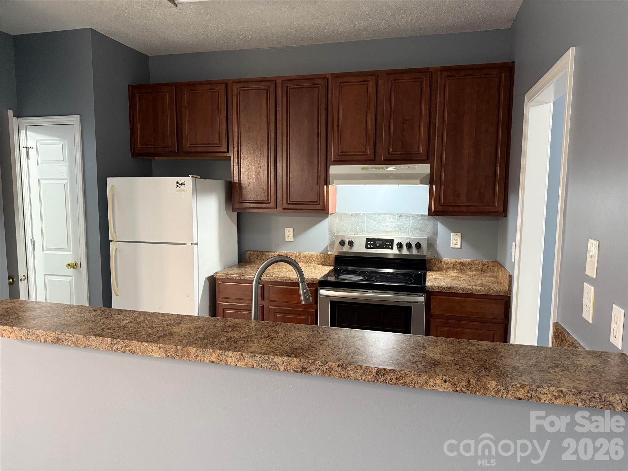 5411 E Nc 150 Highway 6