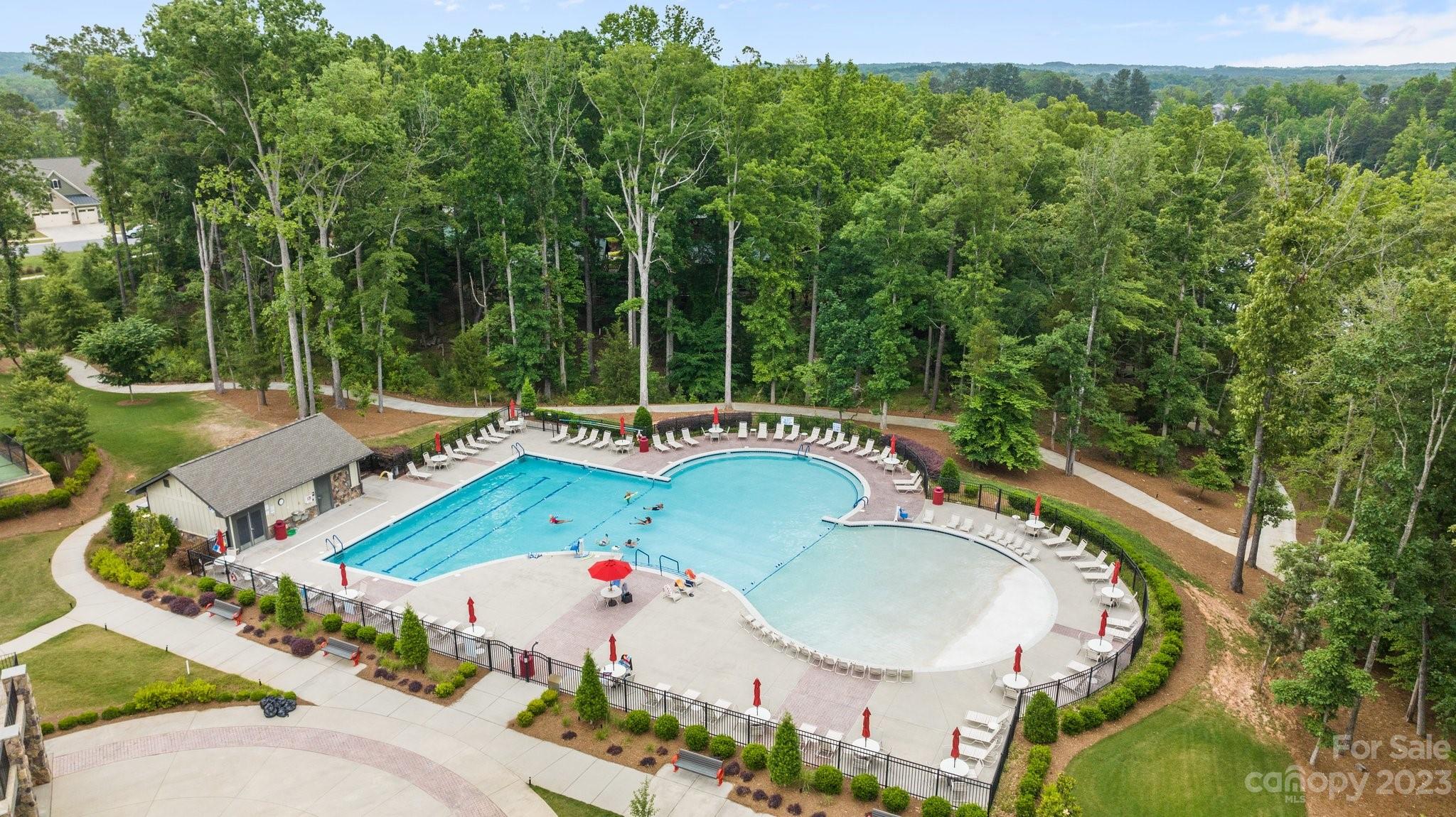 Tree Tops - Residential