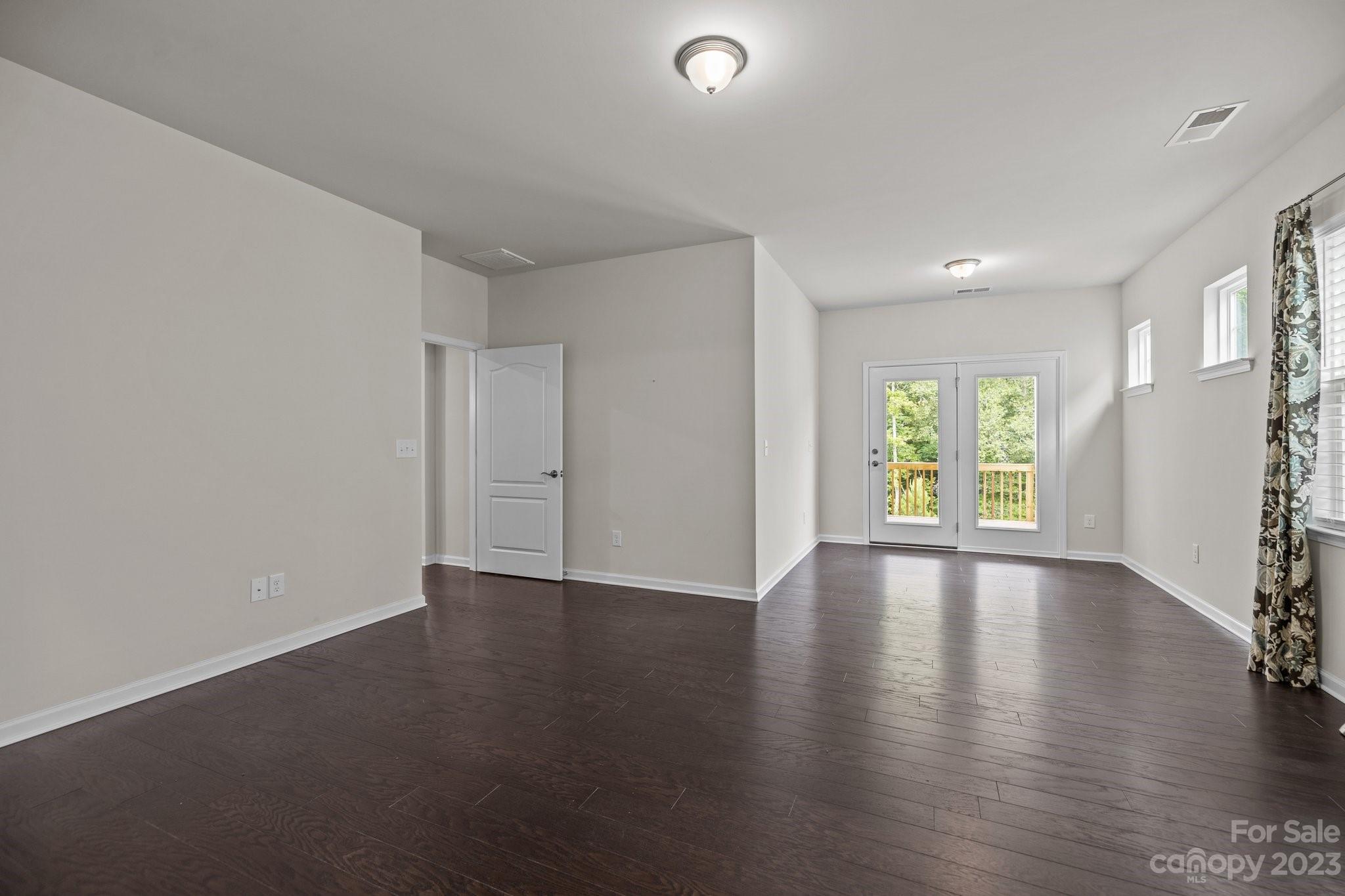 Tree Tops - Residential