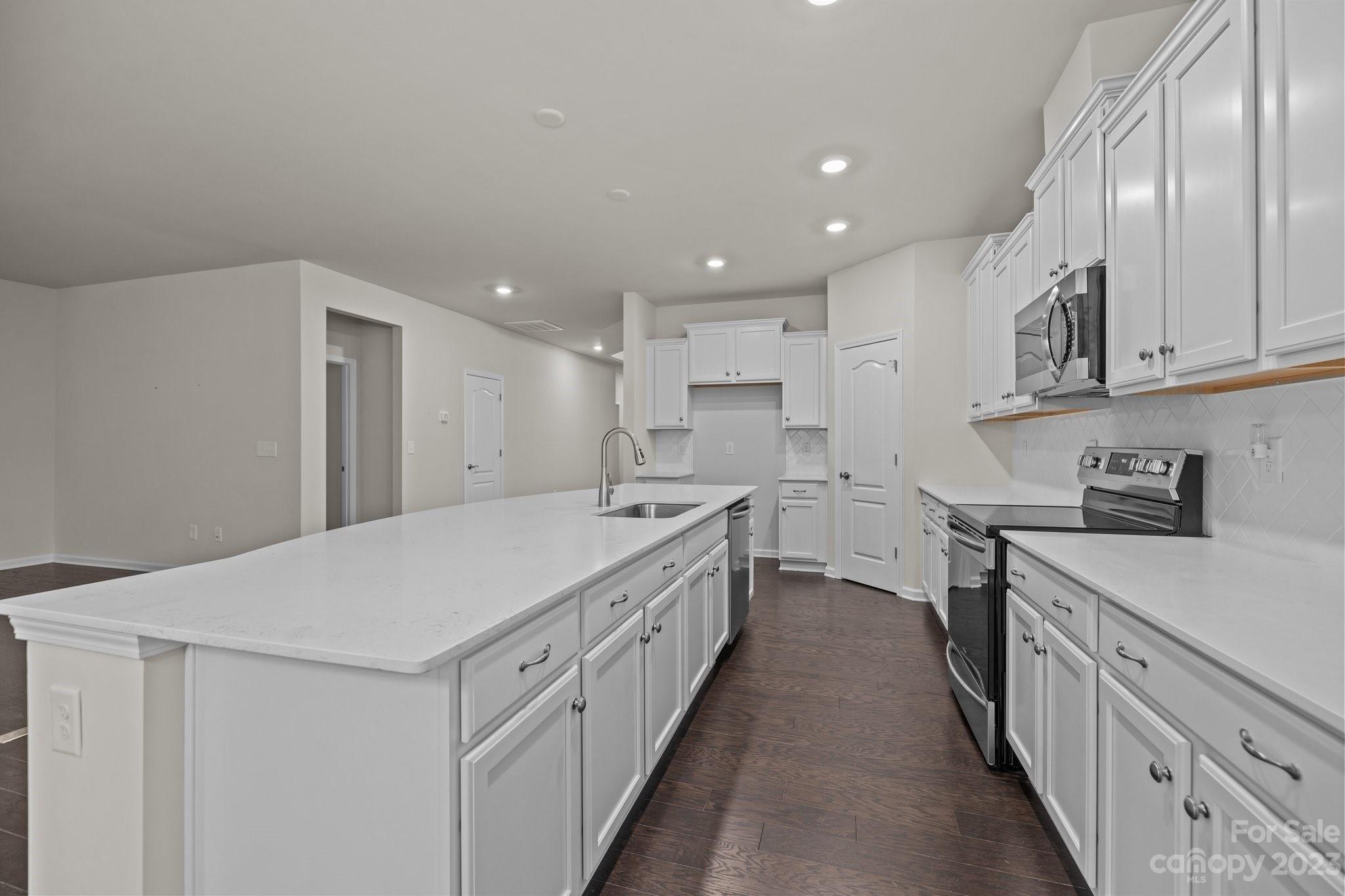 Tree Tops - Residential