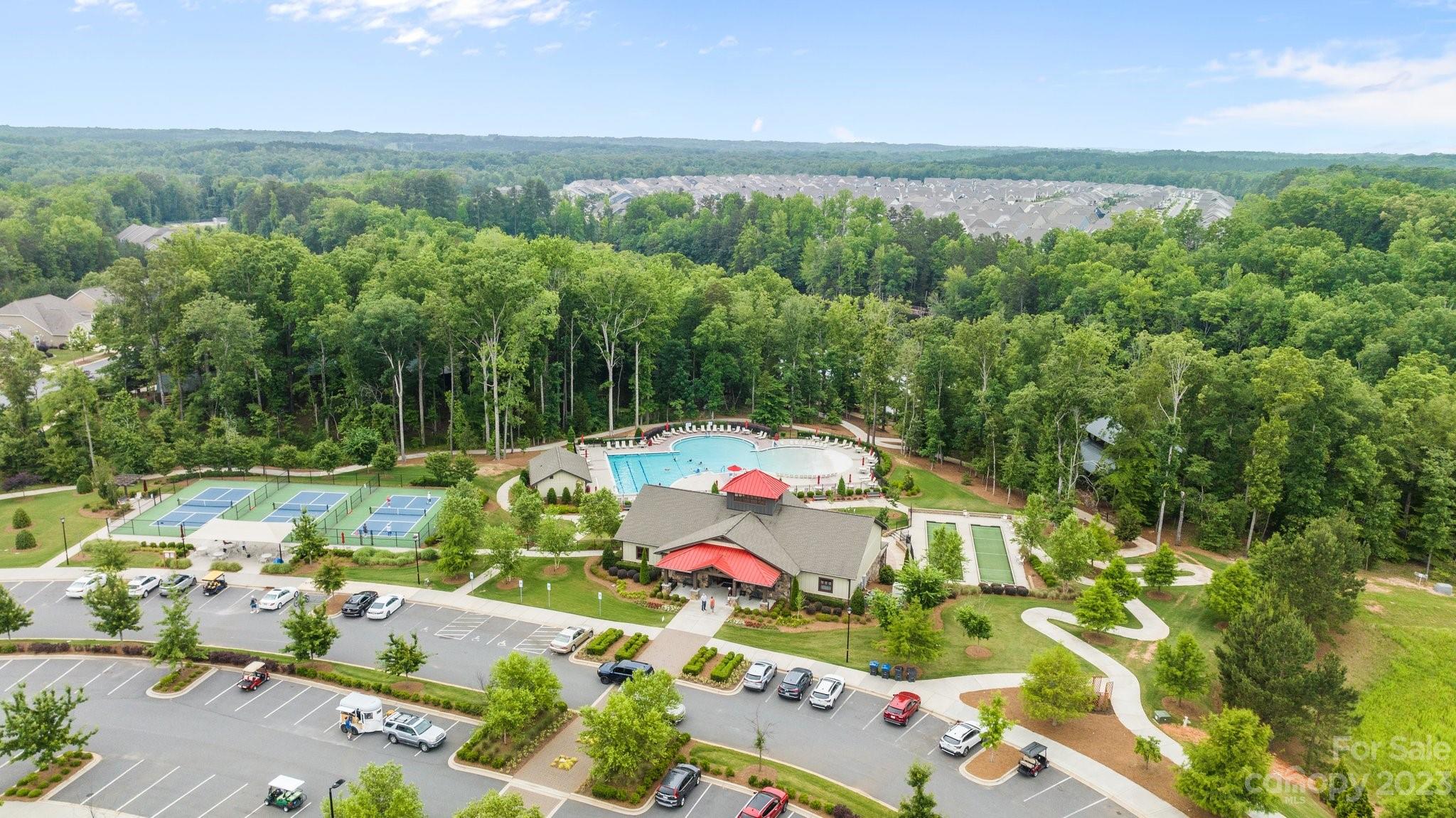 Tree Tops - Residential