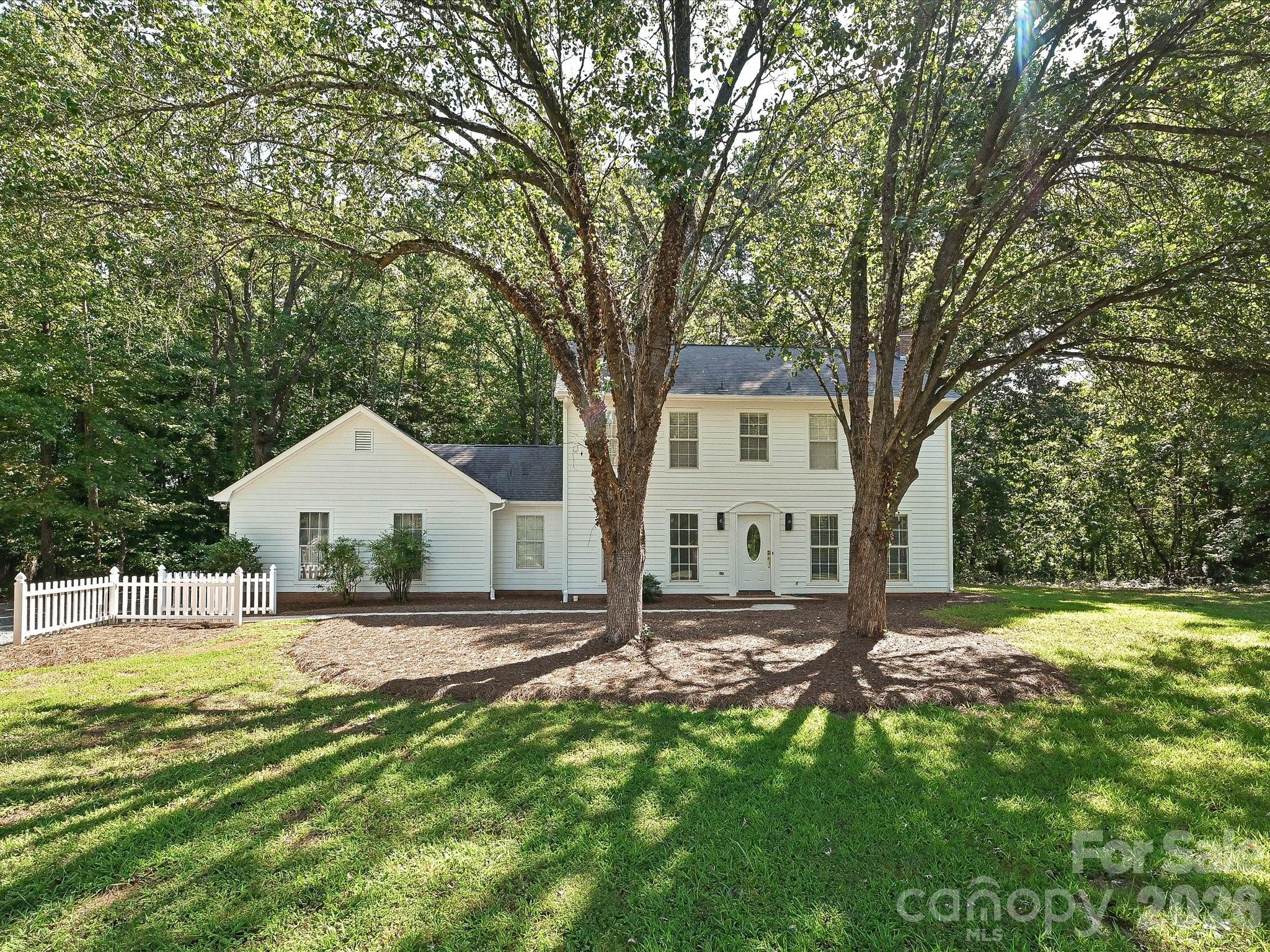 11200 Walking Horse Lane