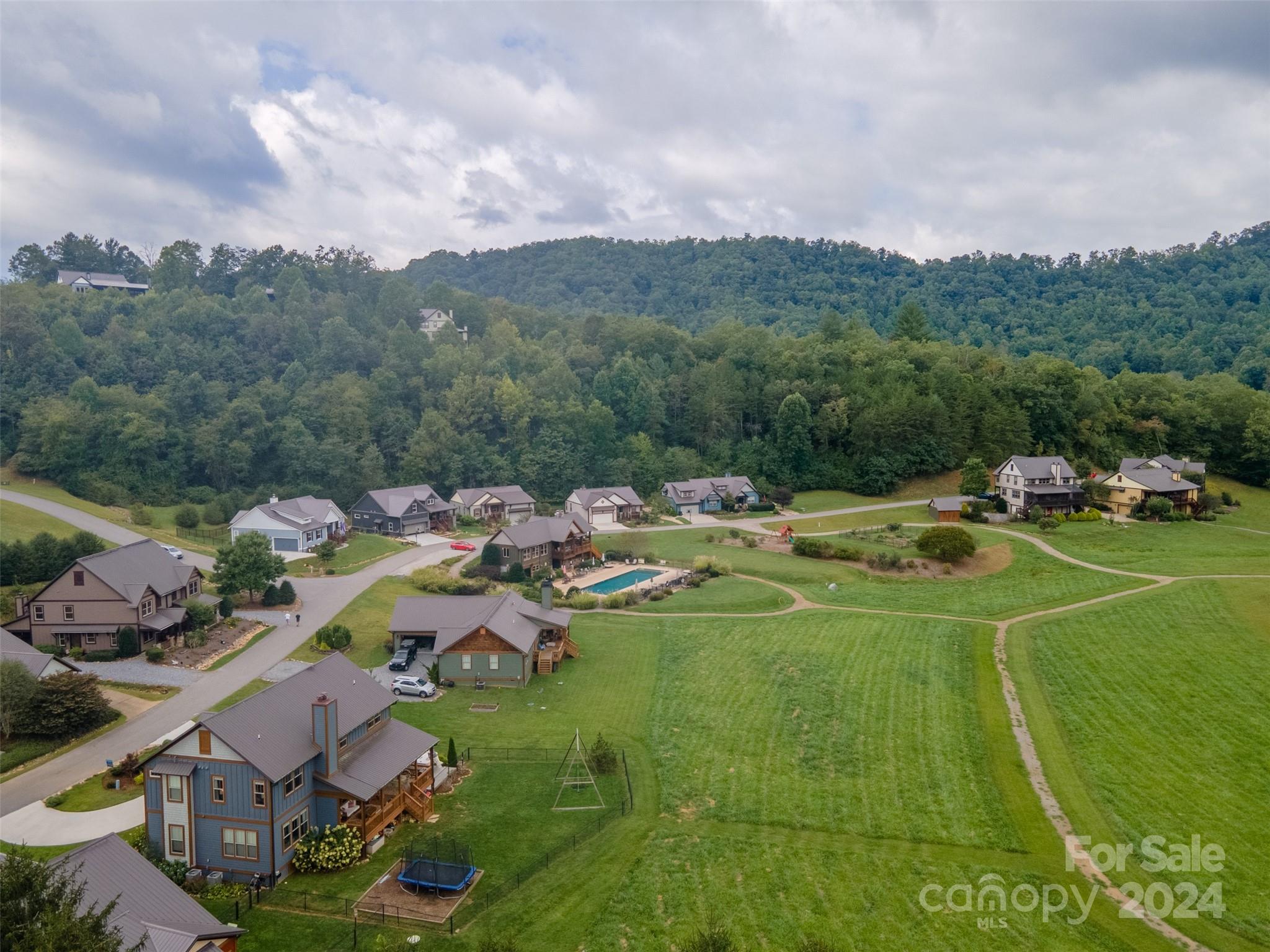 Sundrops on Caney Fork - Residential