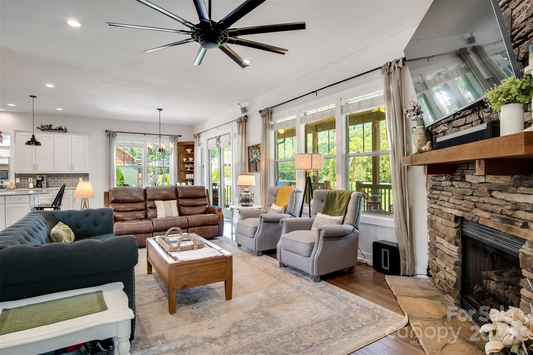 Sundrops on Caney Fork - Residential