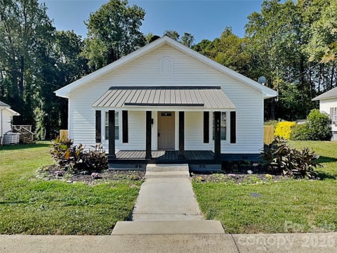 Photo of 313 Bruce Avenue, Mooresville, NC 28115 (MLS # 4434321)
