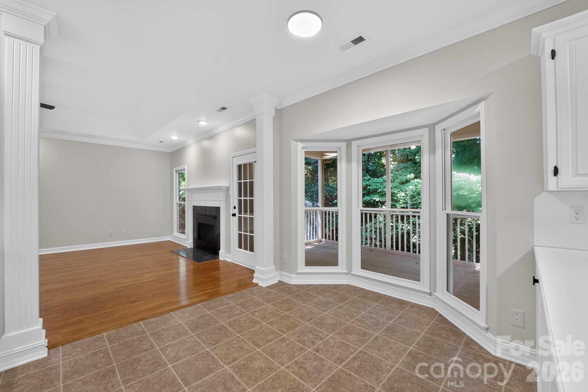 1935 Hamptonwood Road