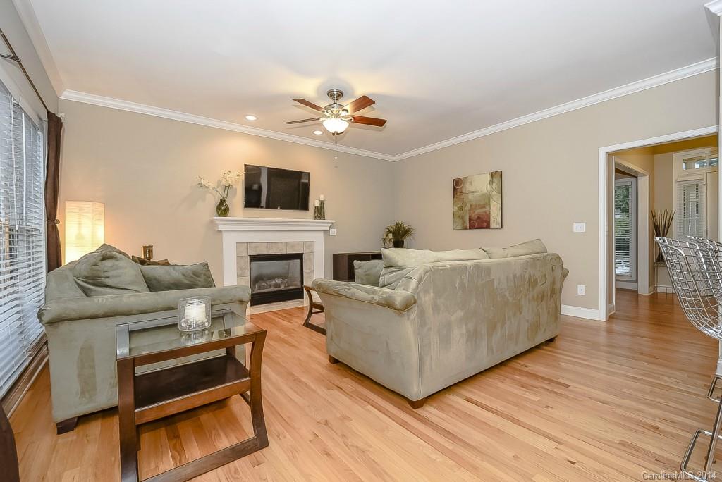 Tega Cay - Residential