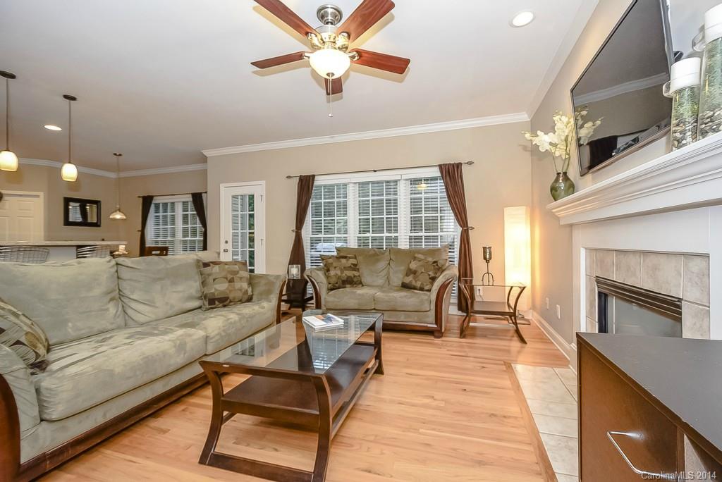 Tega Cay - Residential
