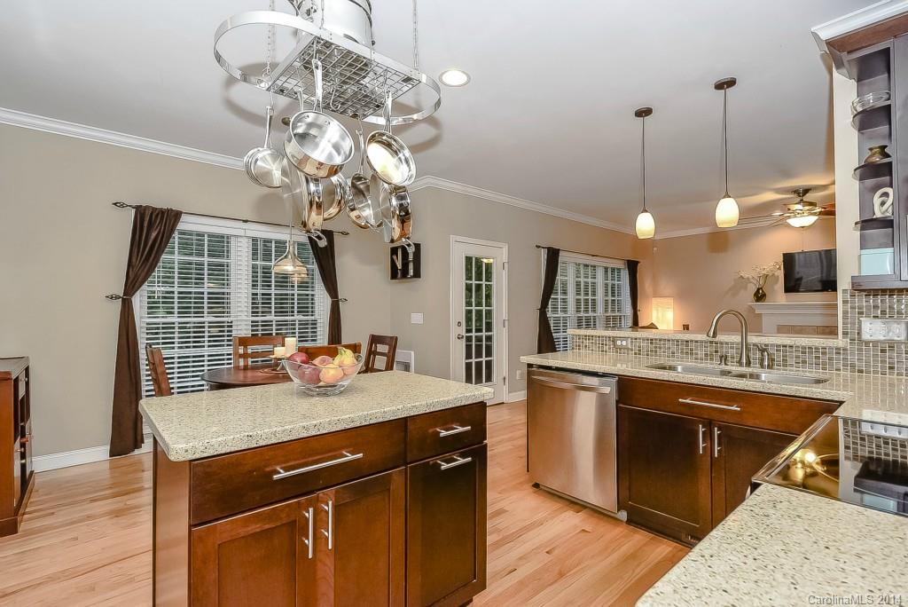 Tega Cay - Residential