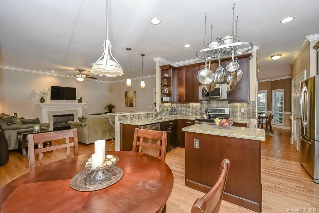 Tega Cay - Residential