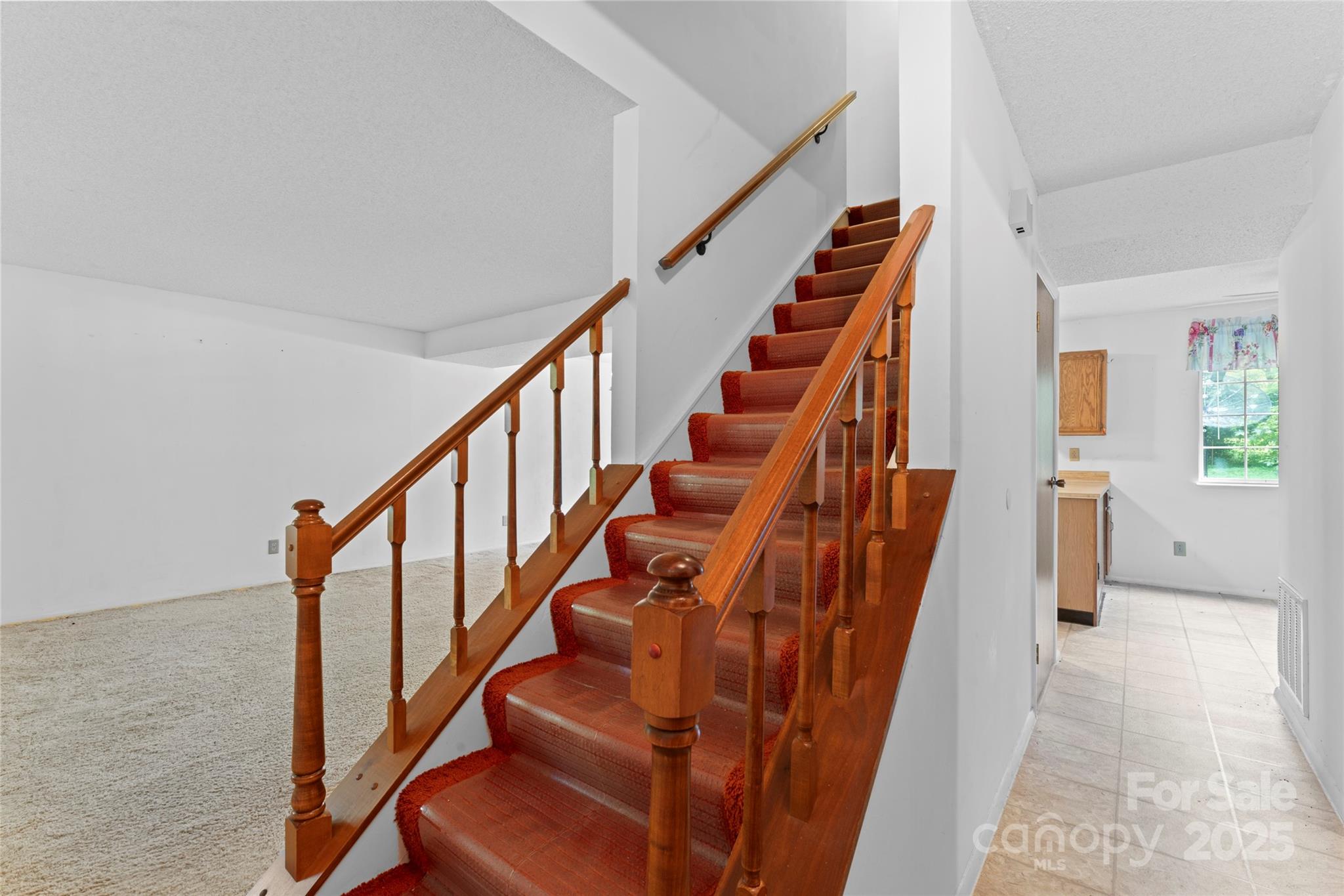 7234 Rollingridge Drive