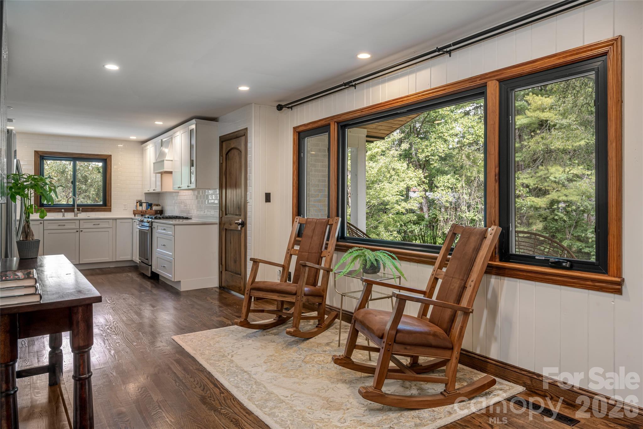3 Maplewood Parkway