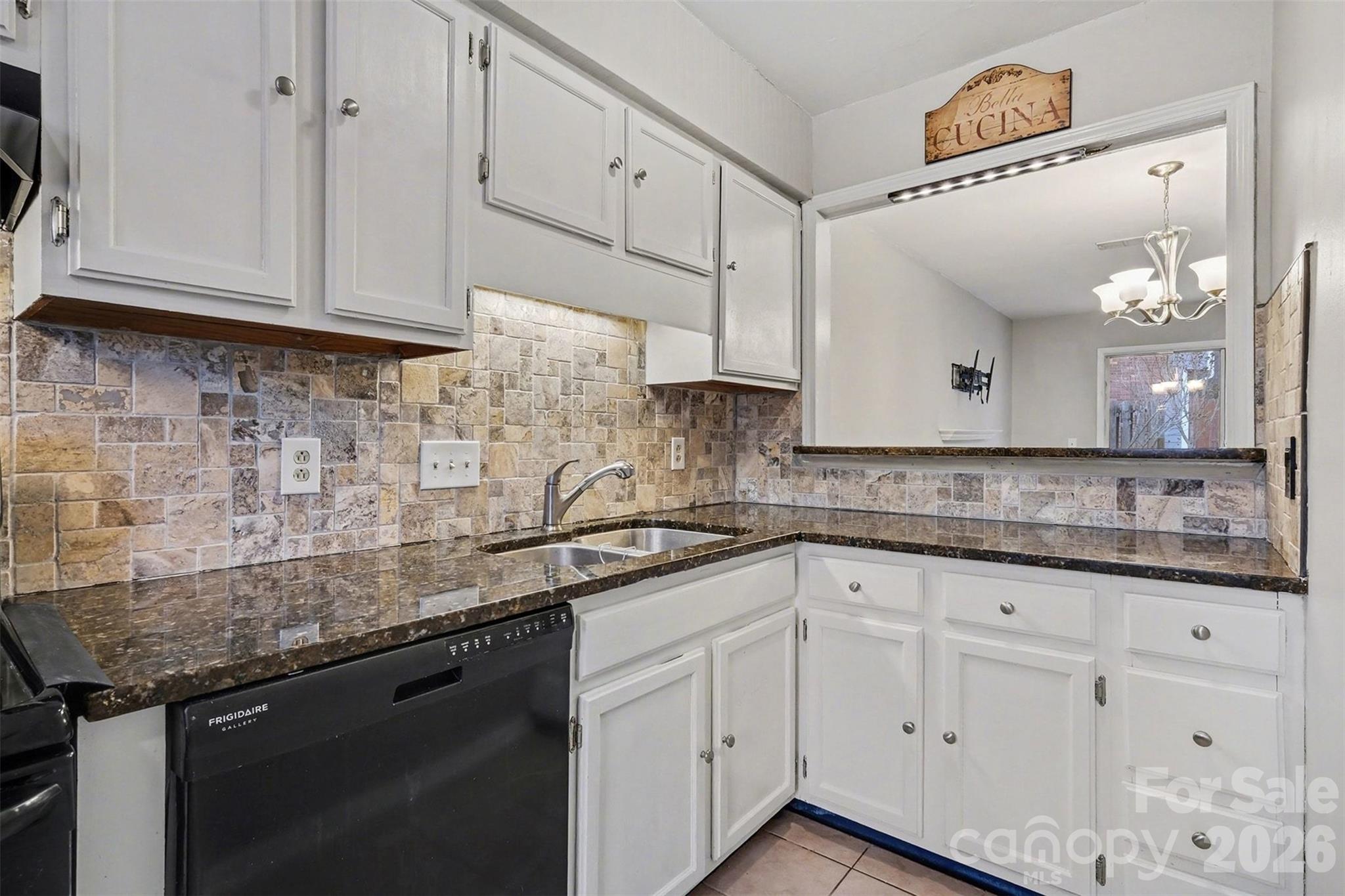 6042 Heath Valley Road