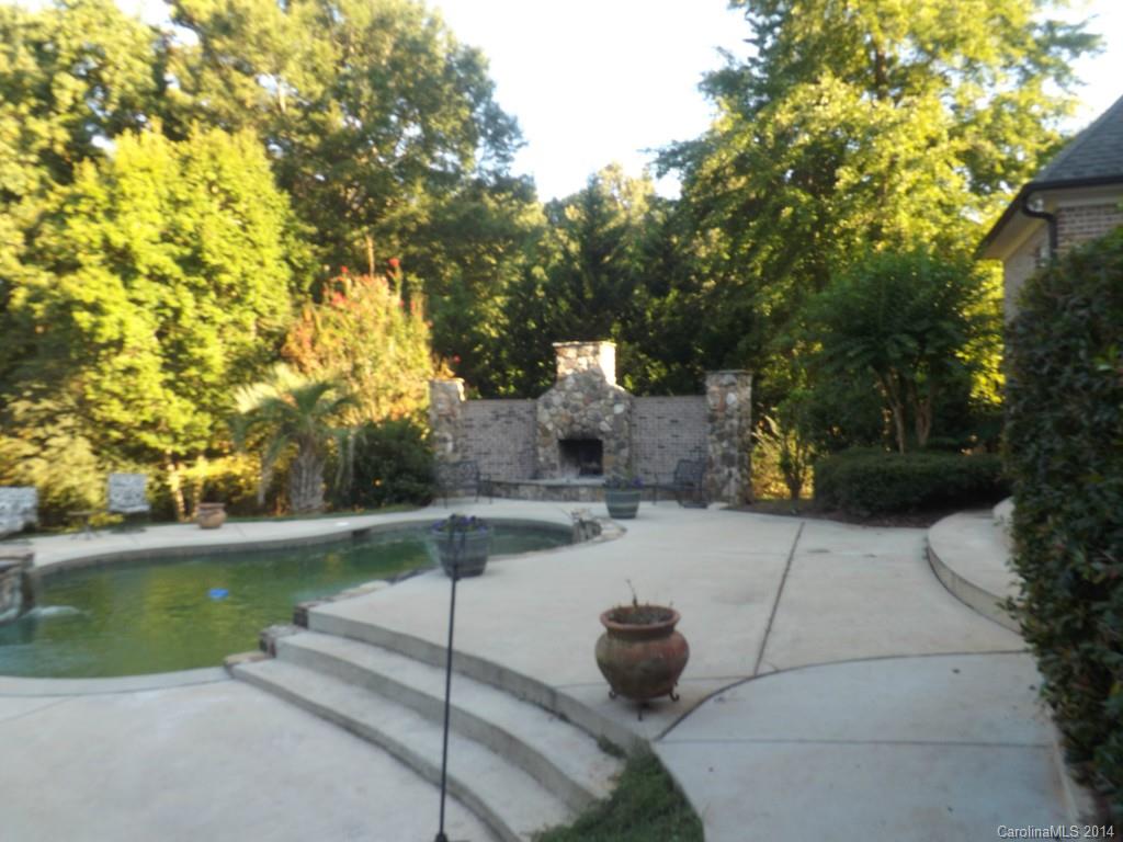 Legacy on the Lake - Residential