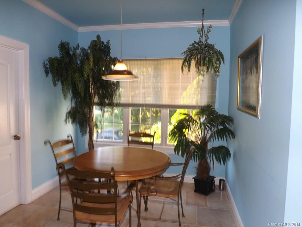 Legacy on the Lake - Residential