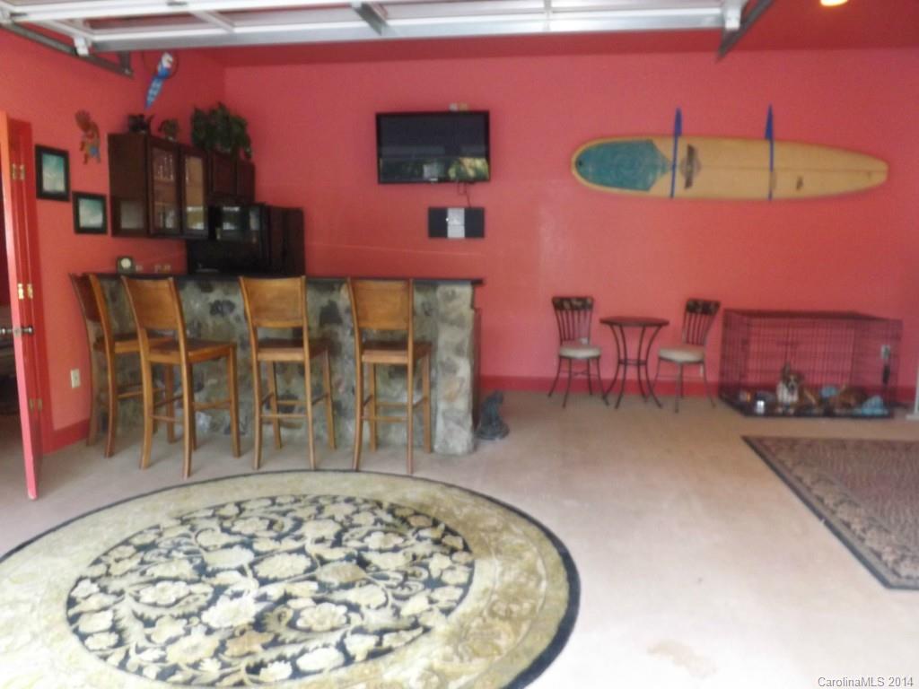 Legacy on the Lake - Residential