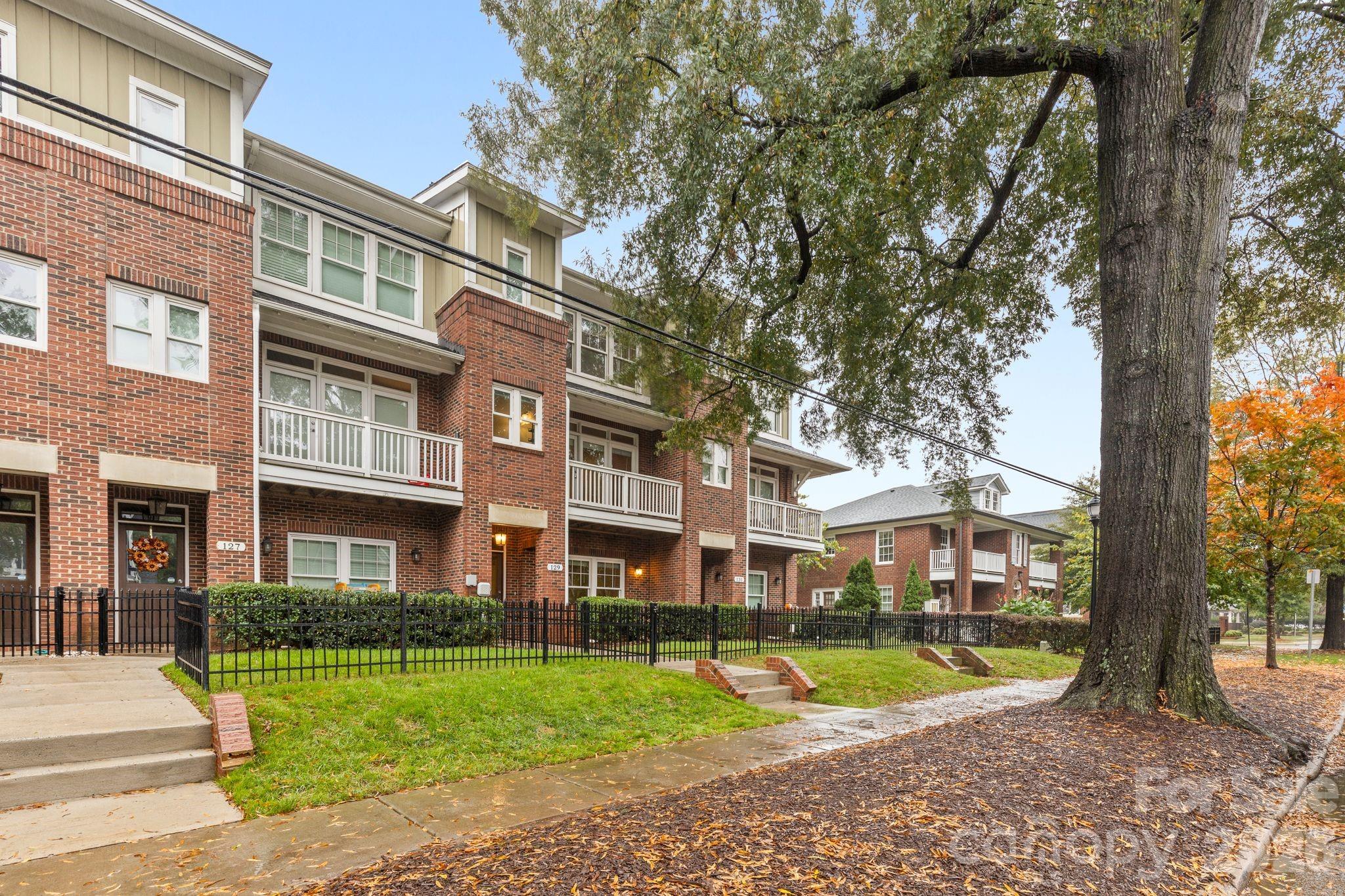 Wesley Heights - Residential