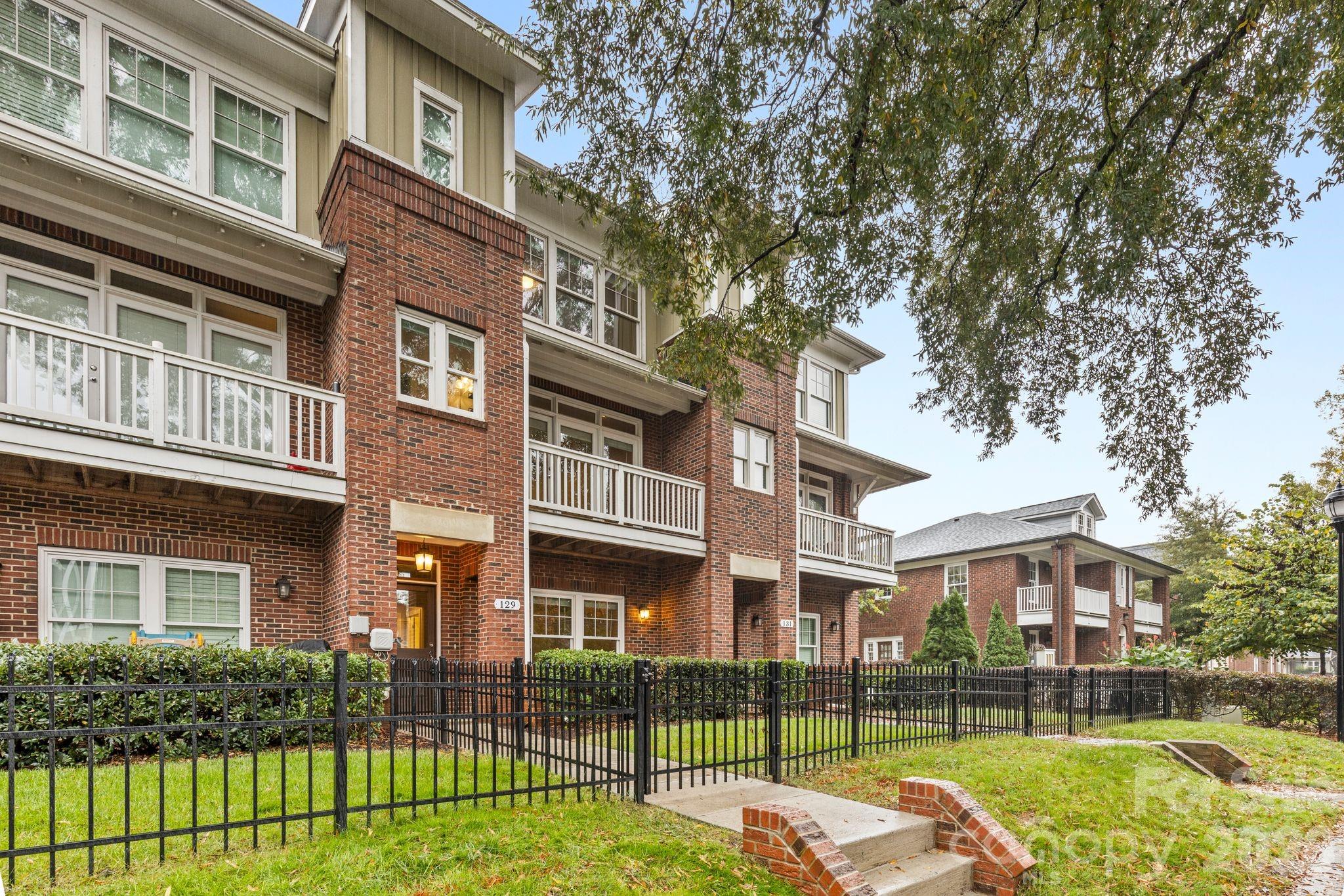 Wesley Heights - Residential