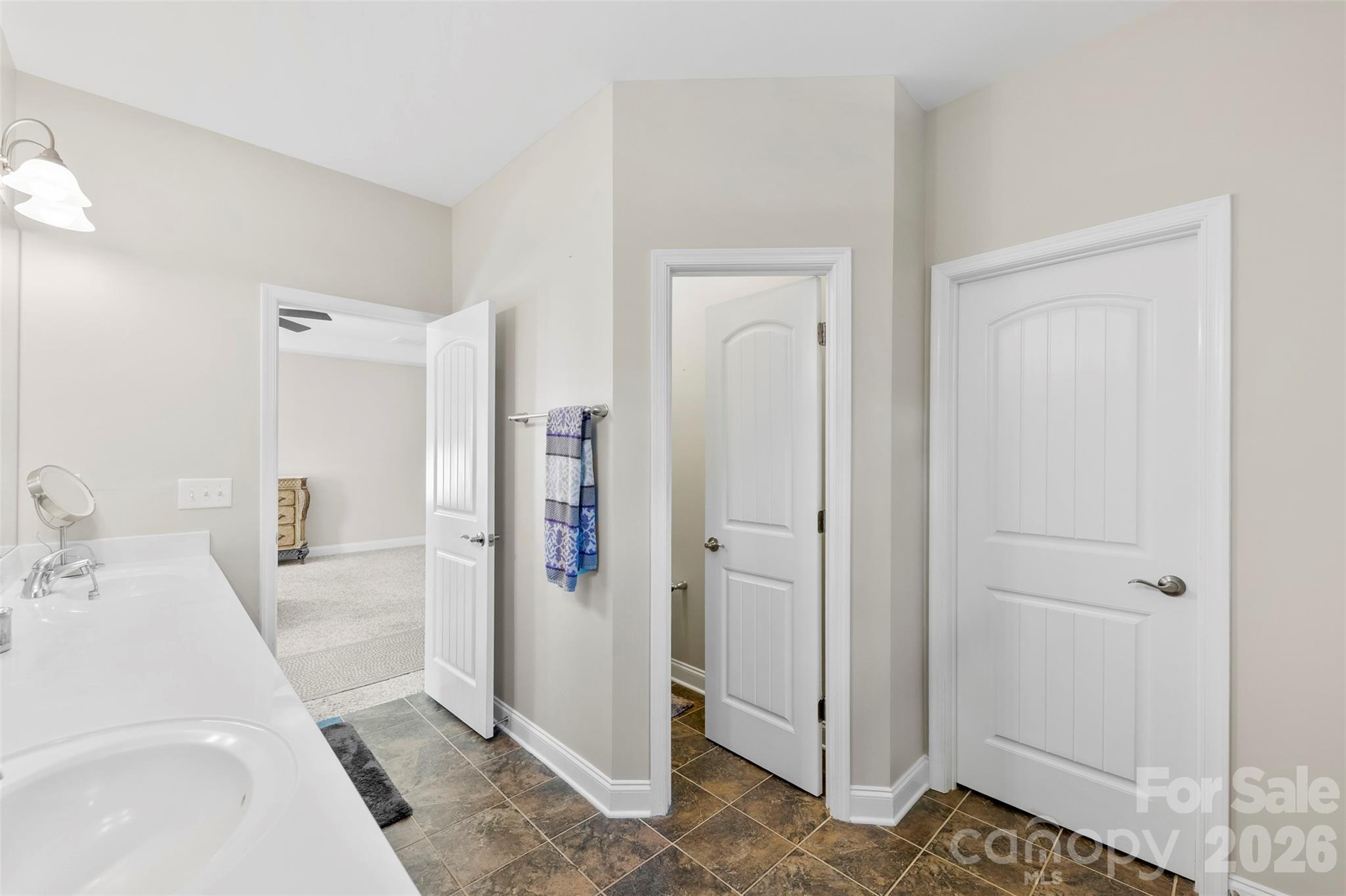 The Peninsula At Bayshore - Residential