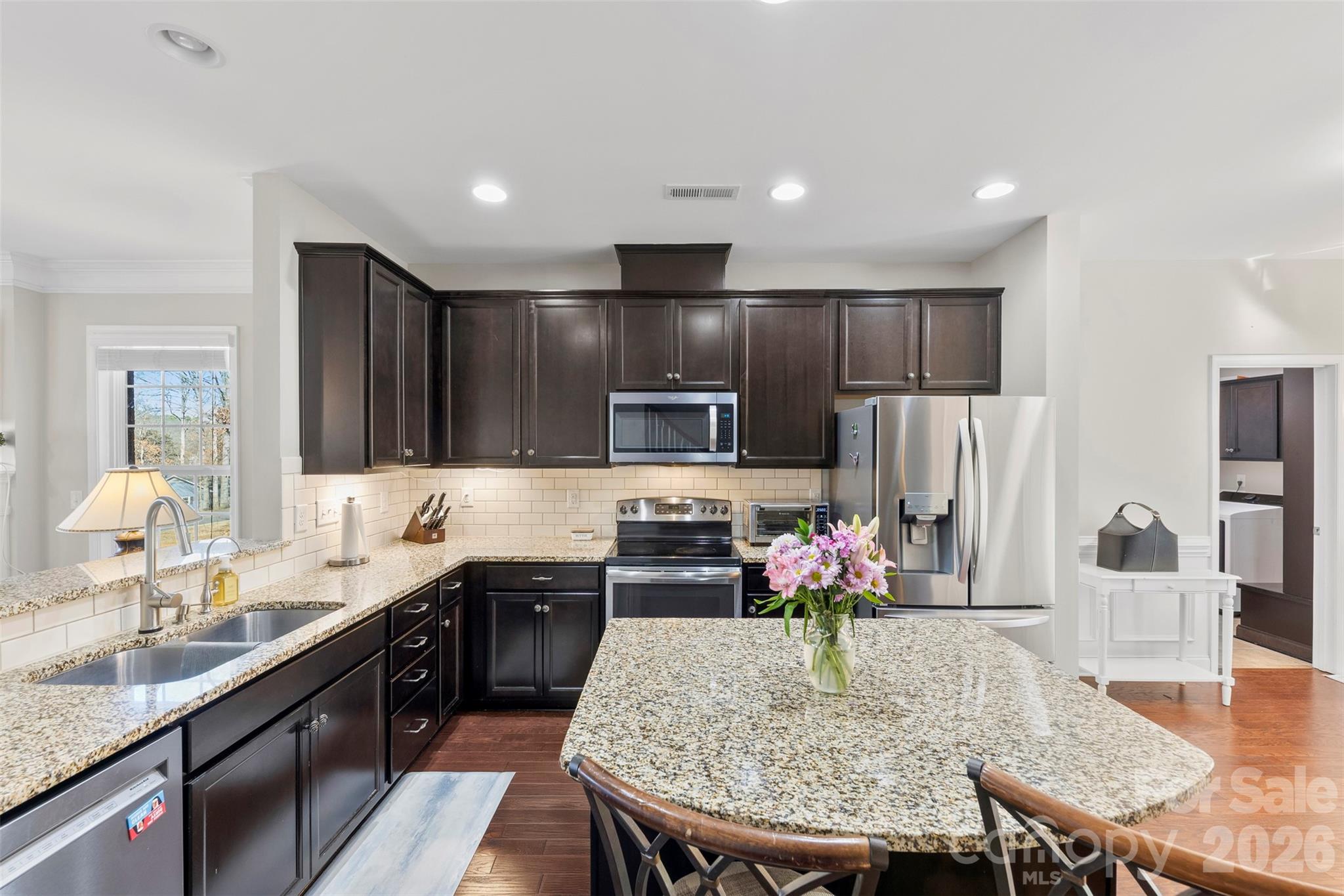 The Peninsula At Bayshore - Residential