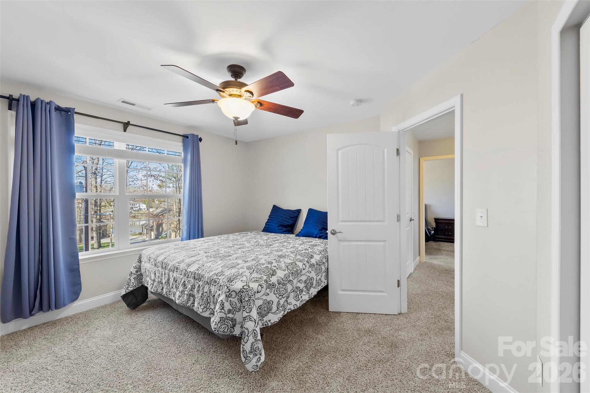 The Peninsula At Bayshore - Residential