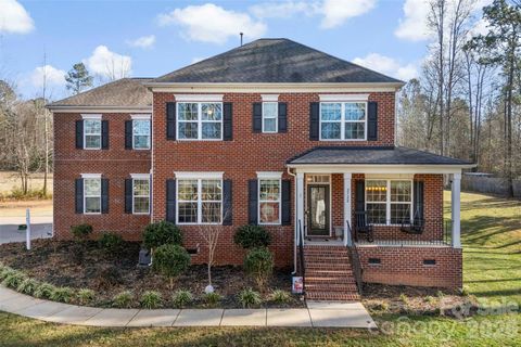 Photo of 2720 Lakefront Drive, Belmont, NC 28012 (MLS # 4335195)