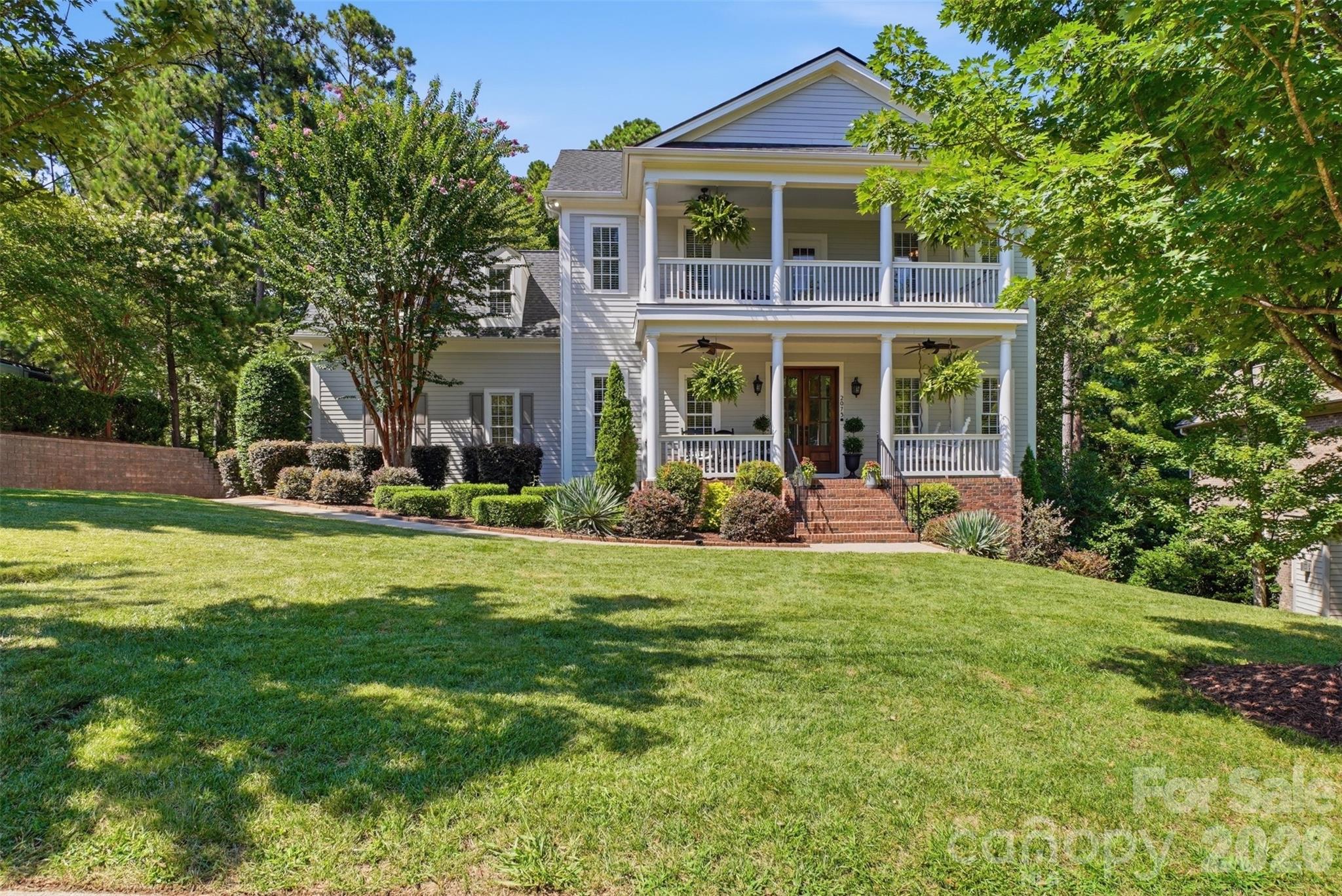 2075 Lake Forest Drive