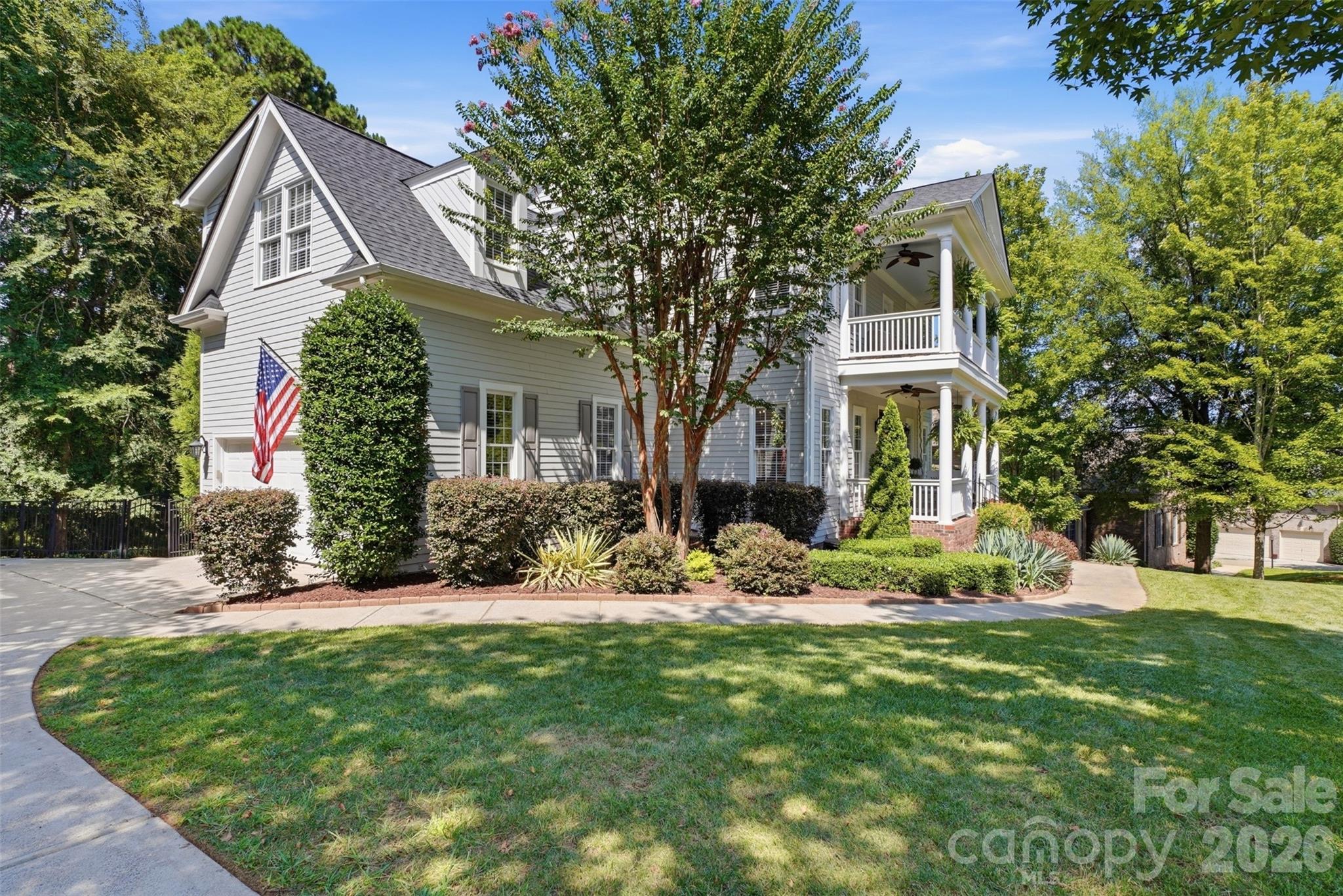 2075 Lake Forest Drive