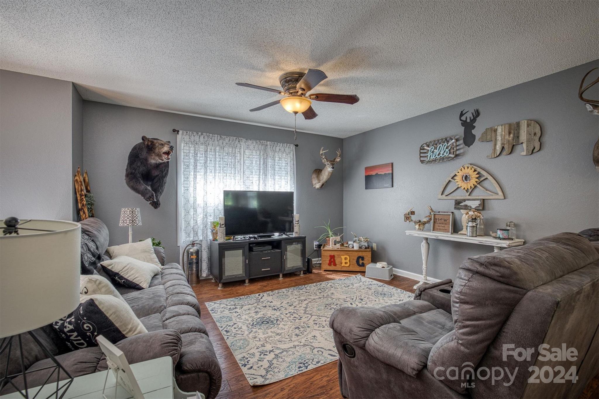 Amber Oaks - Residential