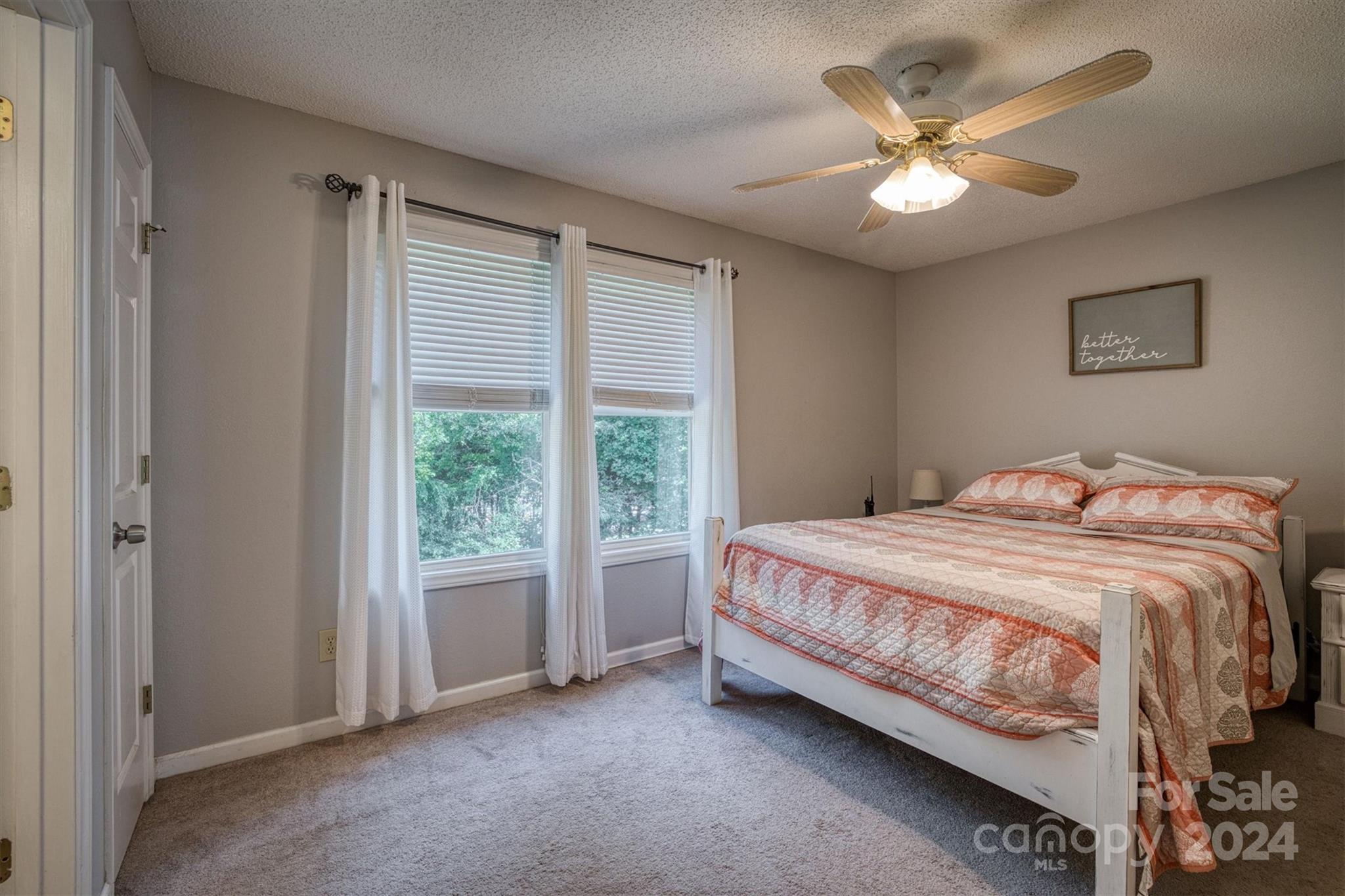 Amber Oaks - Residential