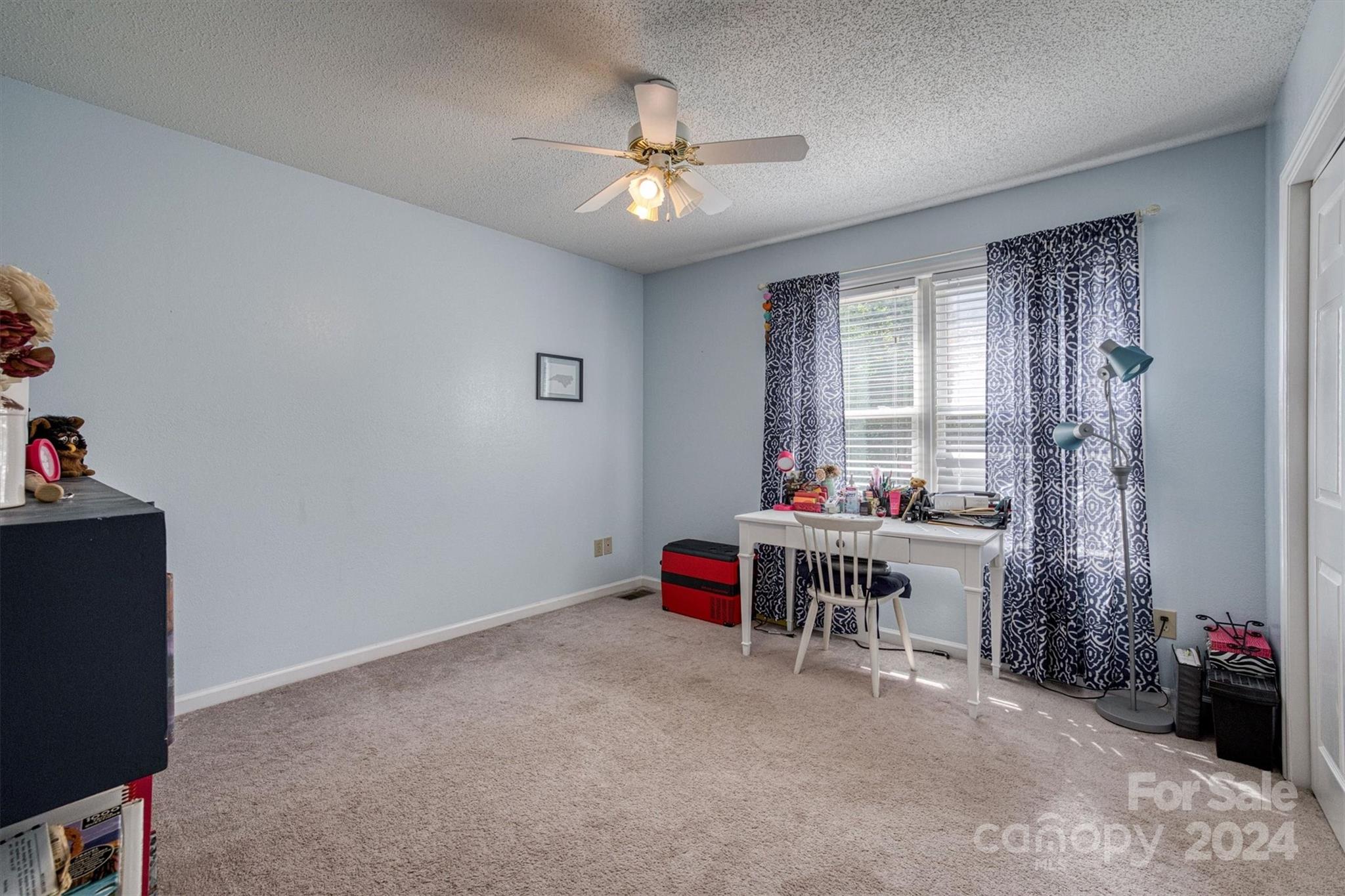 Amber Oaks - Residential