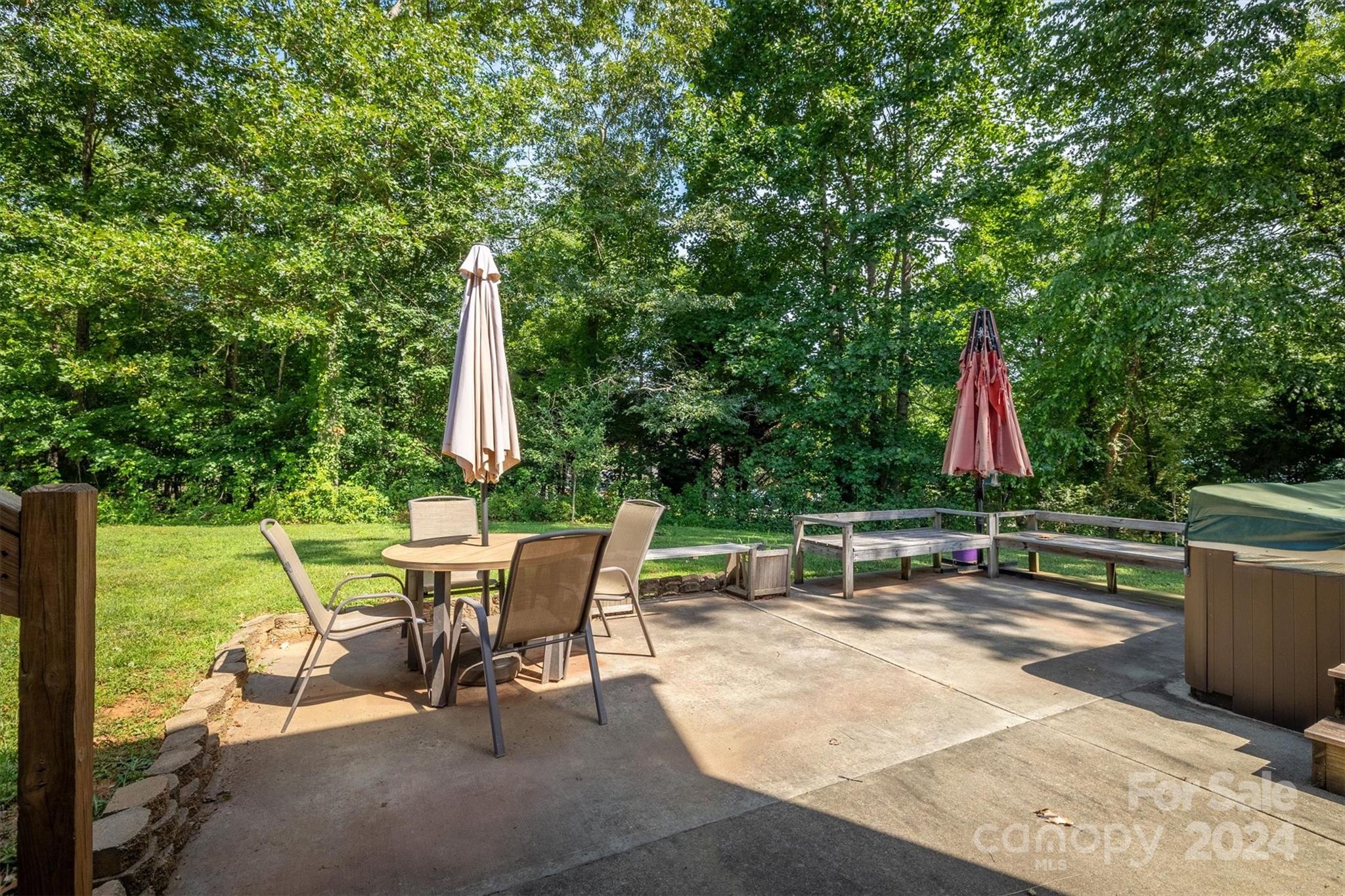 Amber Oaks - Residential