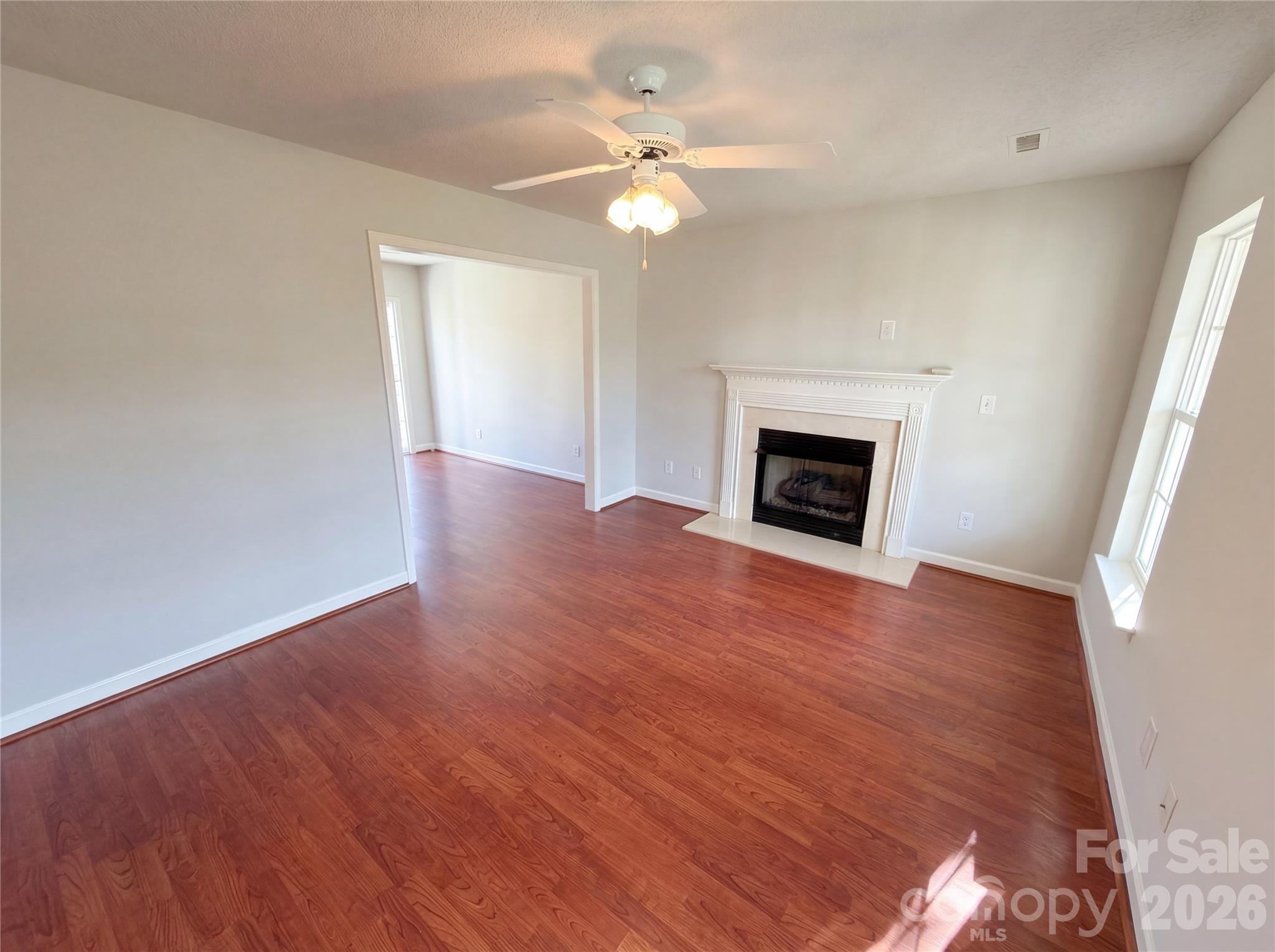 3461 E Fairmeadow Drive