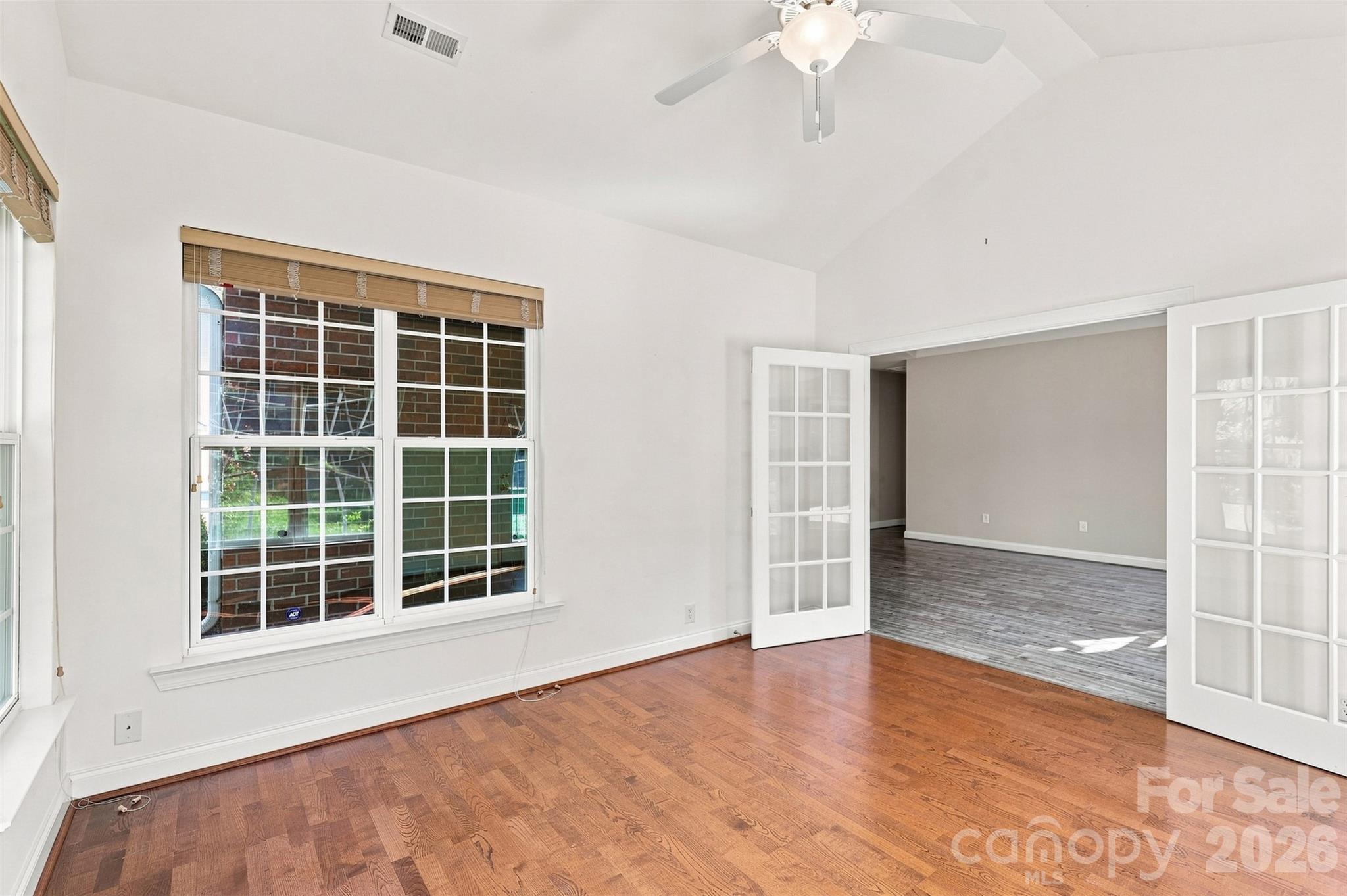 3225 Abbey Walk Lane