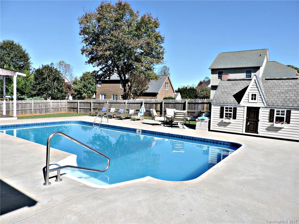 Old River Falls - Residential