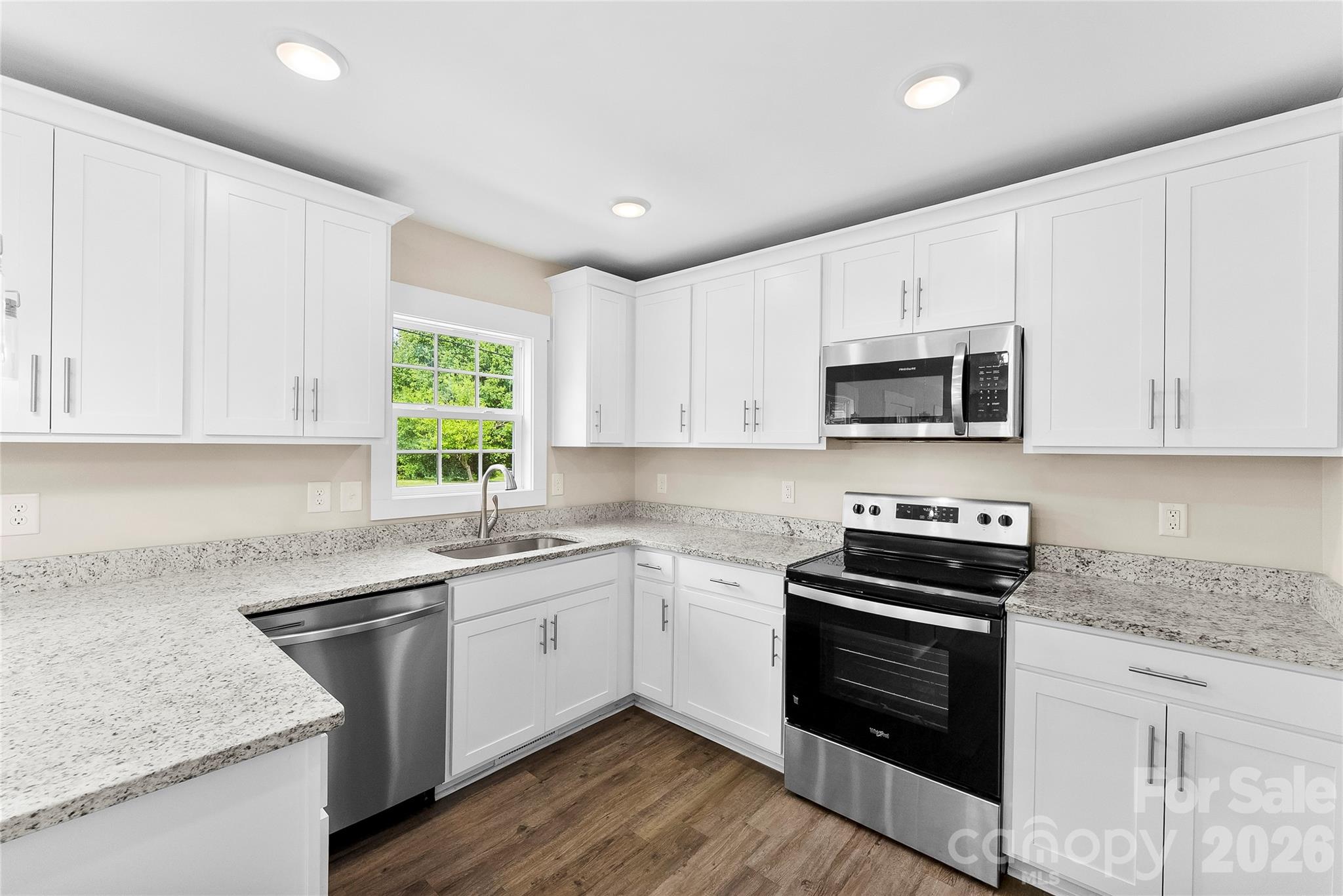 1511 Hollyleaf Avenue