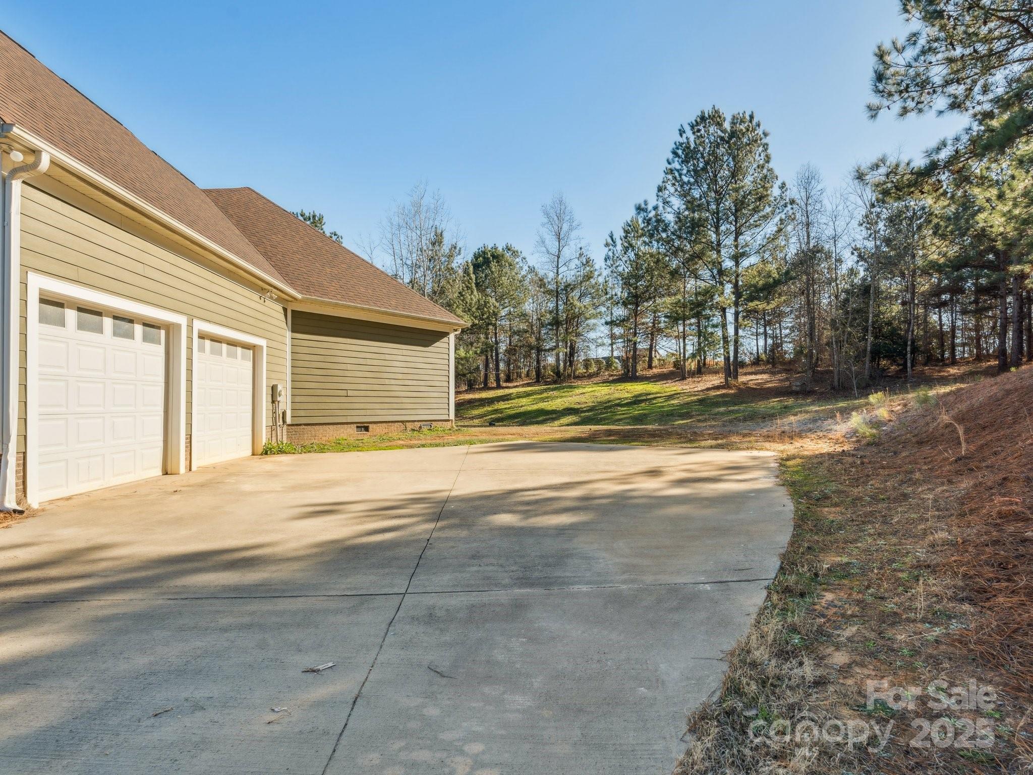 1744 White Fawn Lane