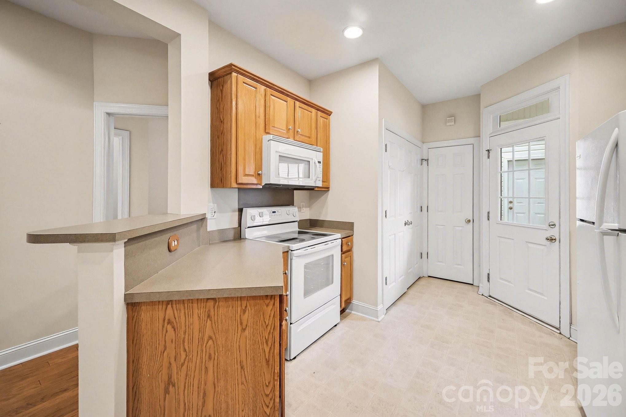 Chestnut Oaks - Residential