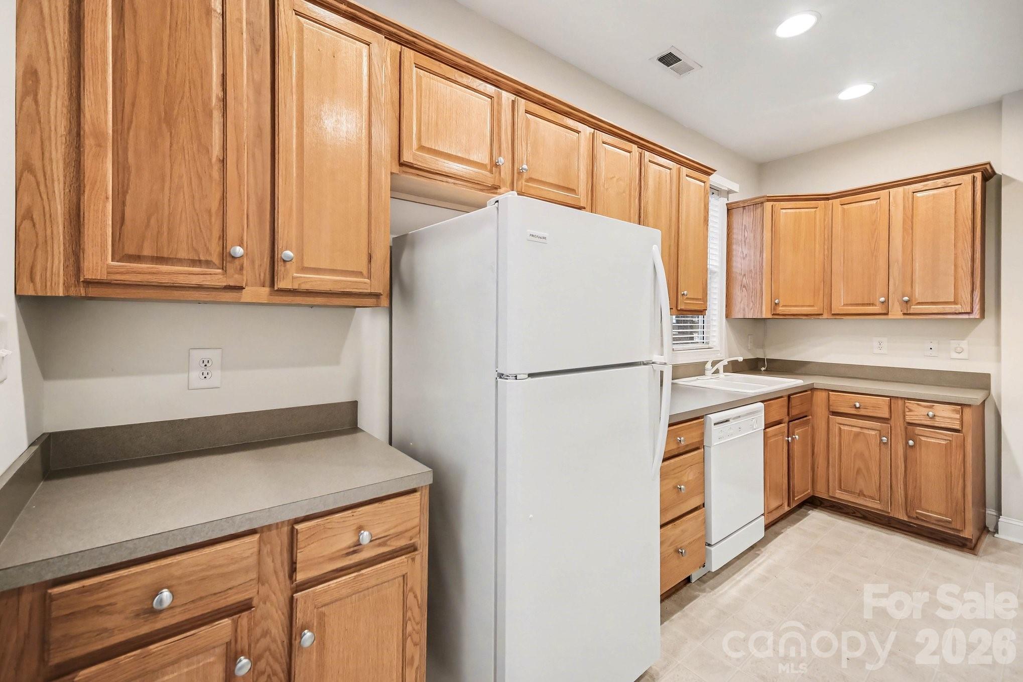 Chestnut Oaks - Residential