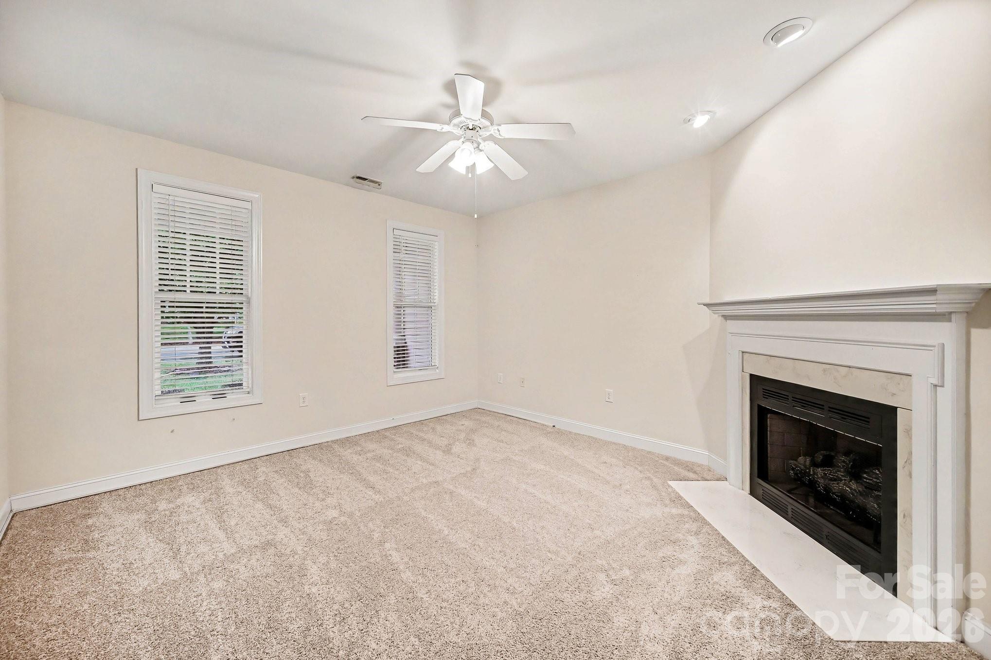 Chestnut Oaks - Residential