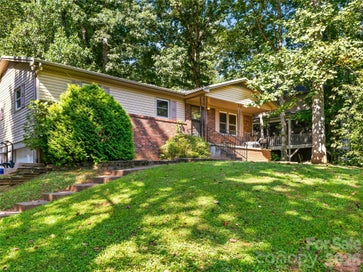 28 Fairhaven Court Asheville NC 28803