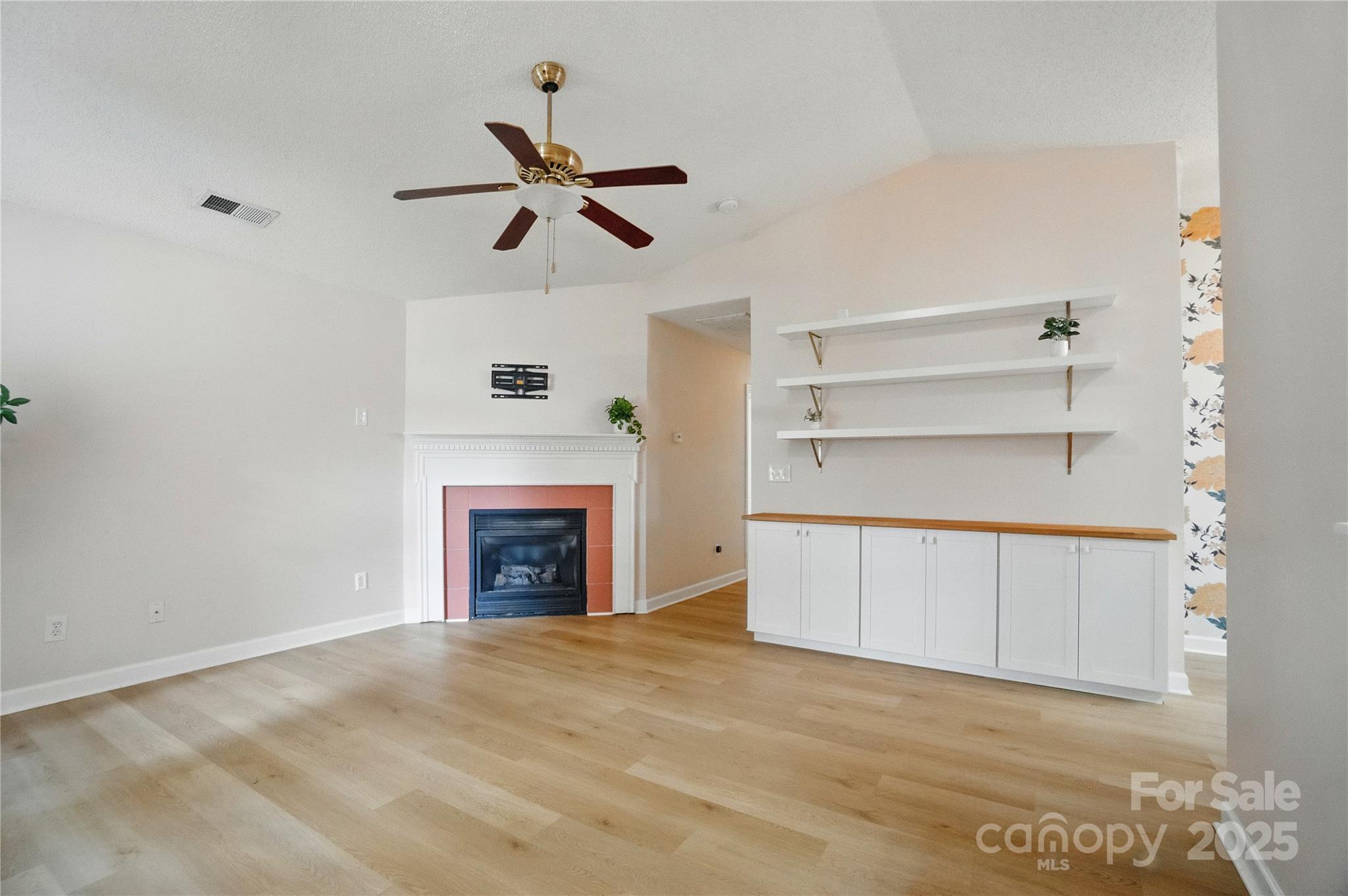 1162 Willet Drive