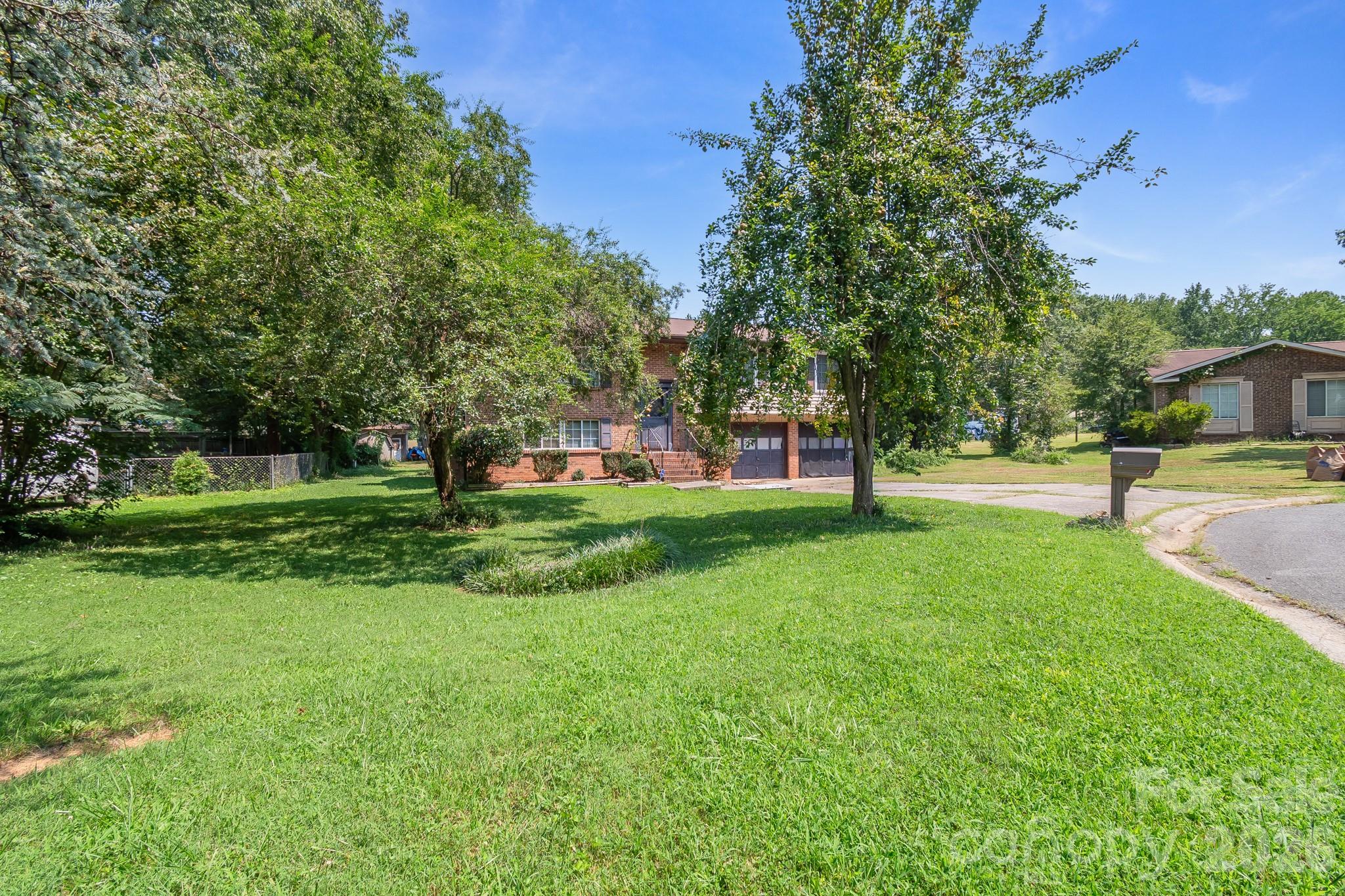 6204 Turtle Neck Lane