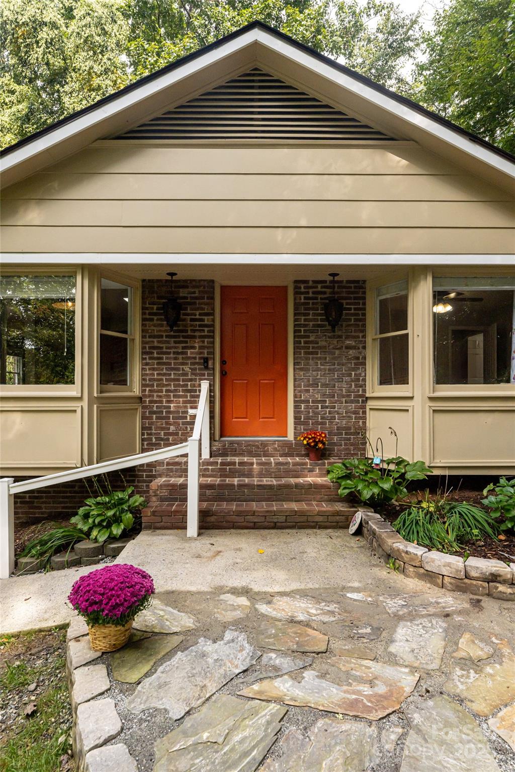520 Oakwilde Drive