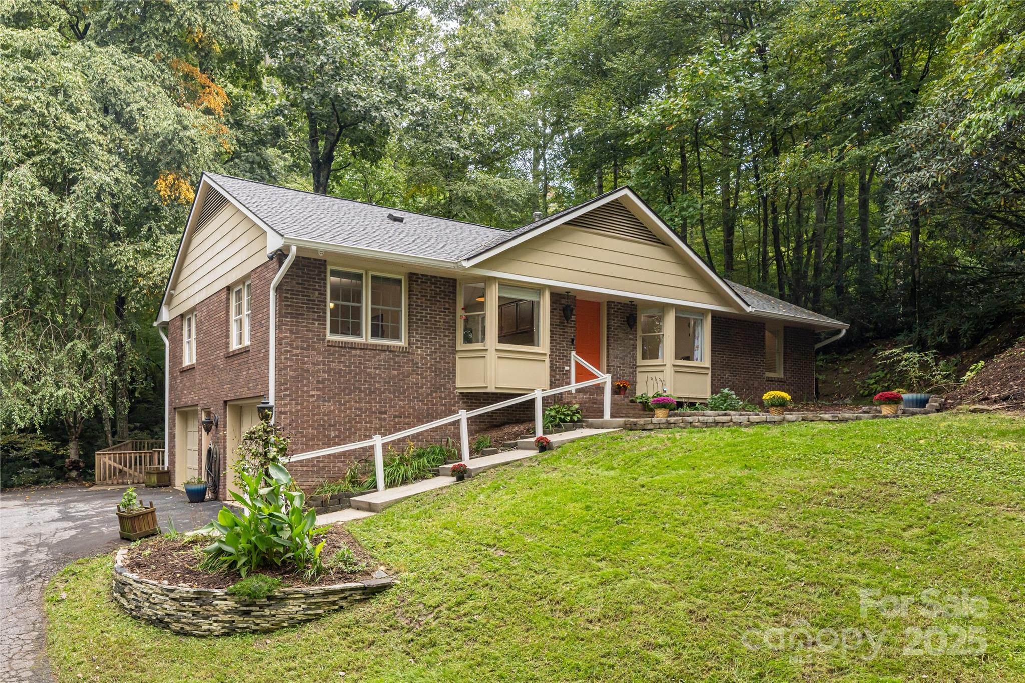 520 Oakwilde Drive