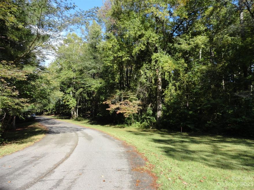 An incredible opportunity to buy your own lot, bring your own builder and build the home of your dreams in Fort Mill! Located in a peaceful area outside the city limits, so take advantage of the lower taxes! An acre + lot just minutes from the 2300 acre Anne Springs Close Greenway, Springfield Parkway and downtown Fort Mill! Also, Fort Mill Award winning schools!  Final survey will be completed soon.  Aerial photo included in attachments to give you an idea of what the lots will look like once the final surveying is complete.  Preliminary drawing only.  CCR's in the process of being recorded.