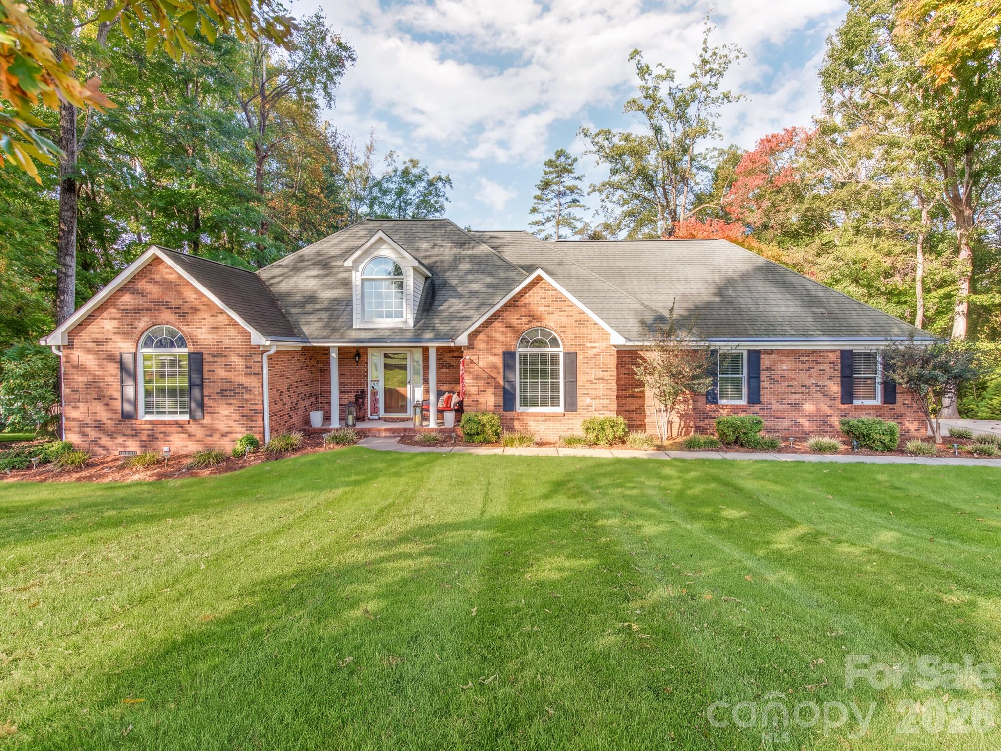 184 Foxglove Drive