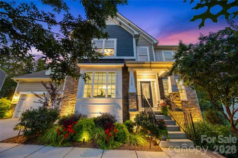 Photo of 13522 Hyperion Hills Lane, Charlotte, NC 28278 (MLS # 4410592)