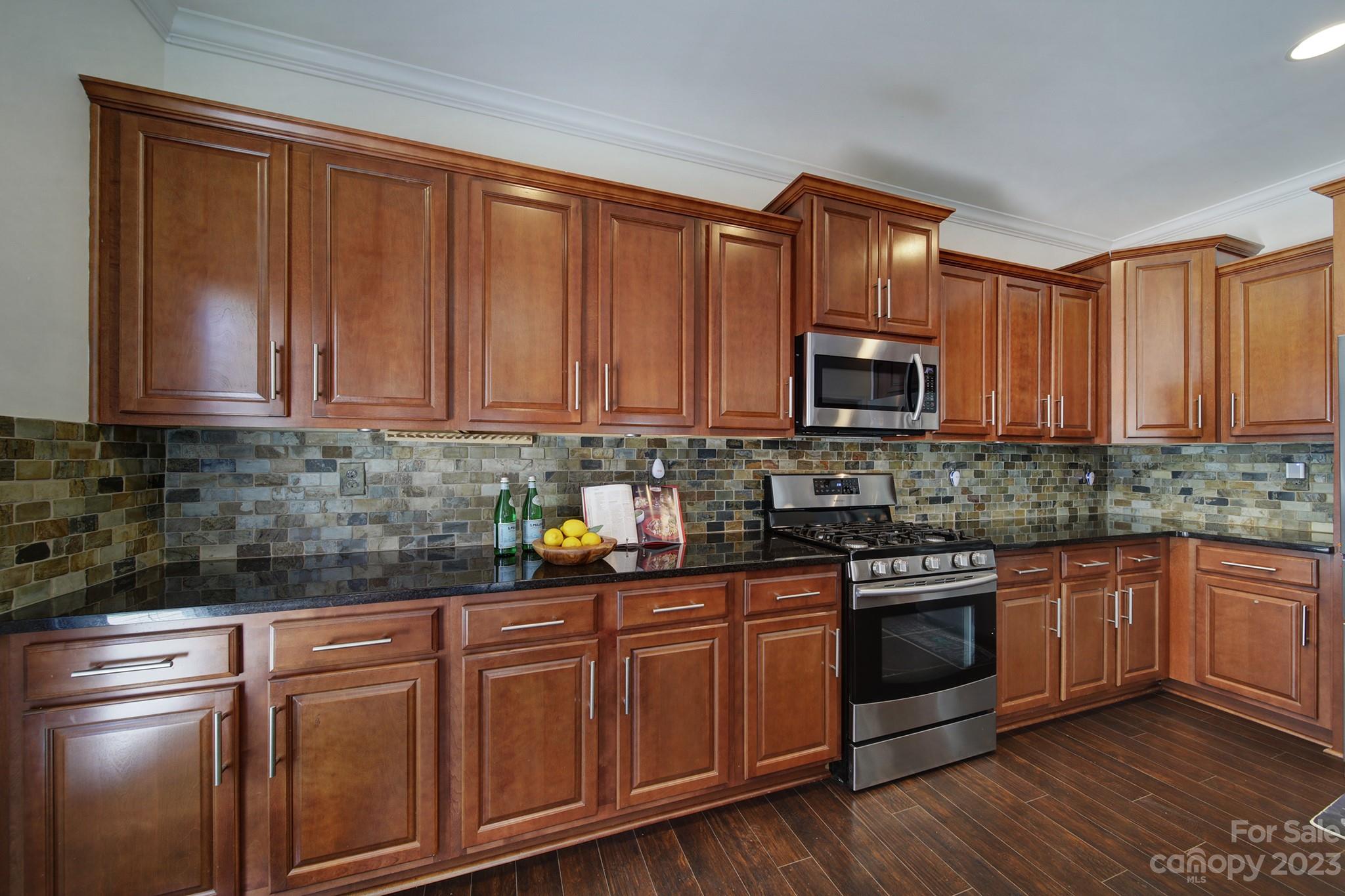 Lake Ridge - Residential